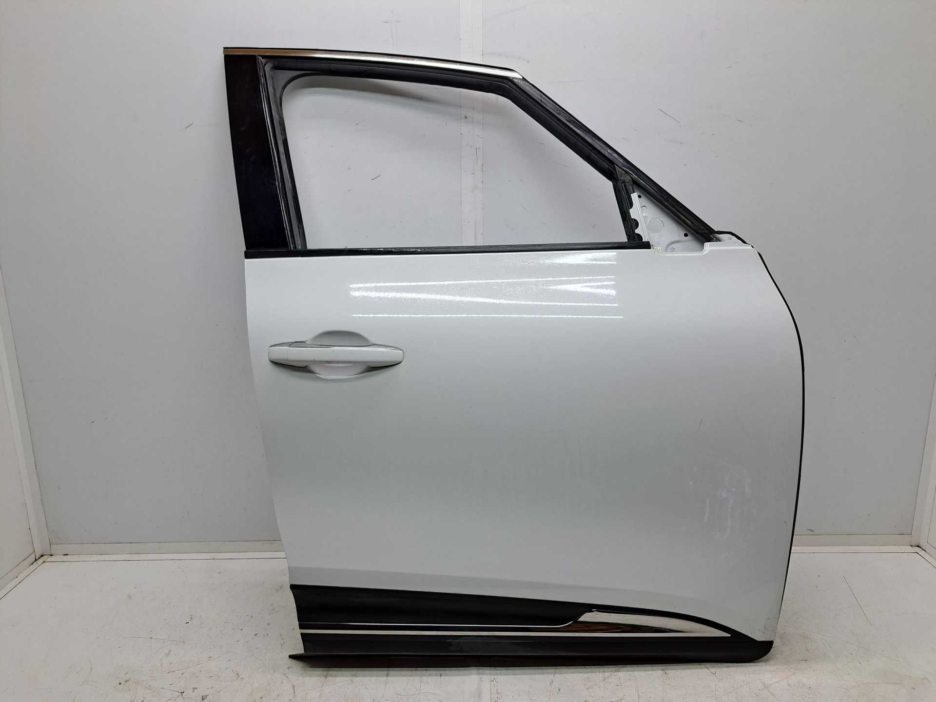 Recambio de puerta delantera derecha para renault scenic iv zen referencia OEM IAM   