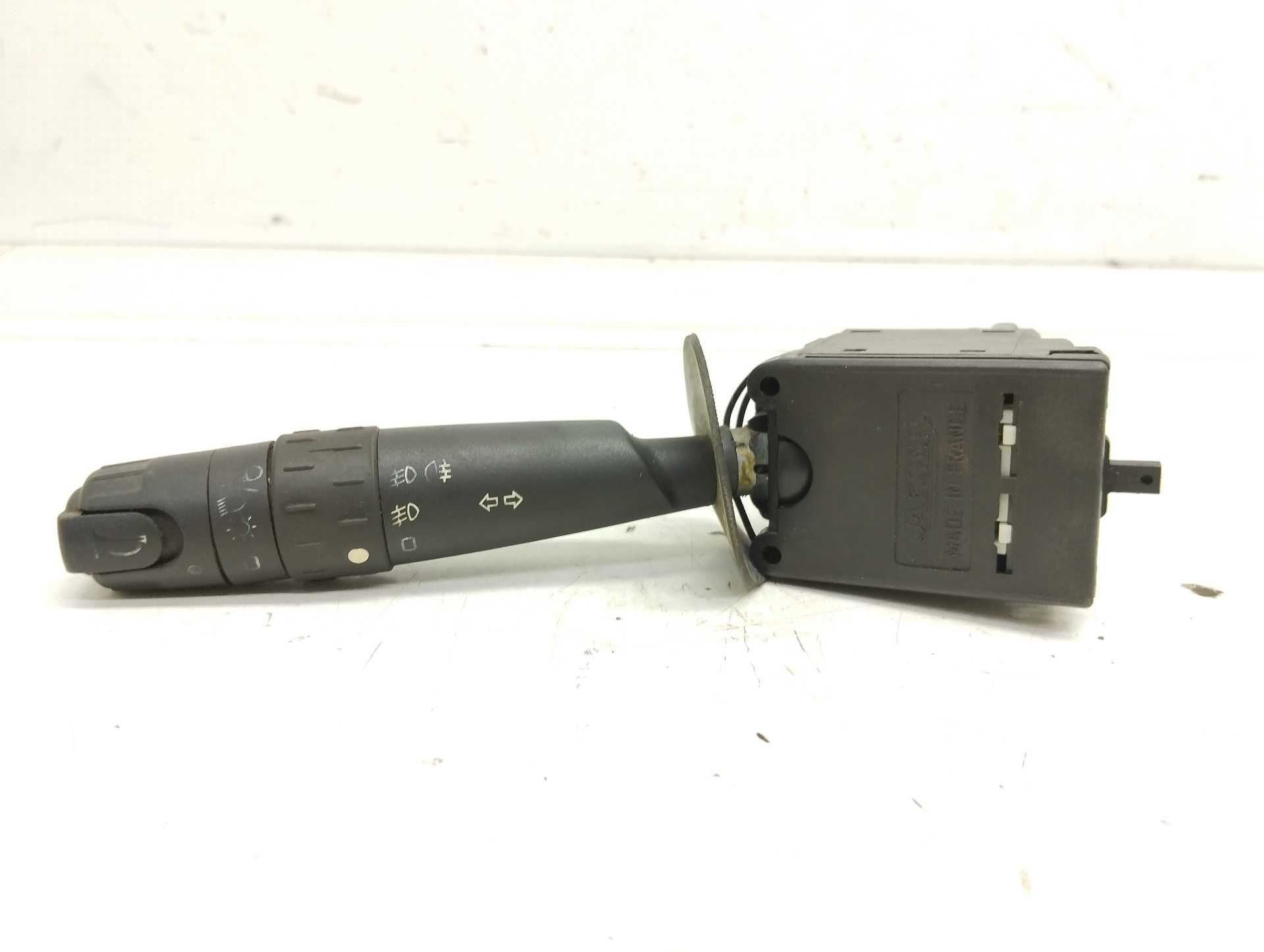 Recambio de mando intermitentes para citroën xantia berlina referencia OEM IAM 96251931ZL 34388001 