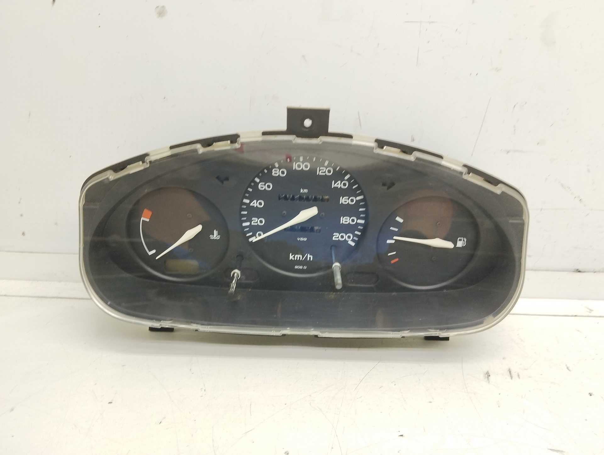 Recambio de cuadro instrumentos para nissan micra (k11) alpine (1996) referencia OEM IAM 87001286  
