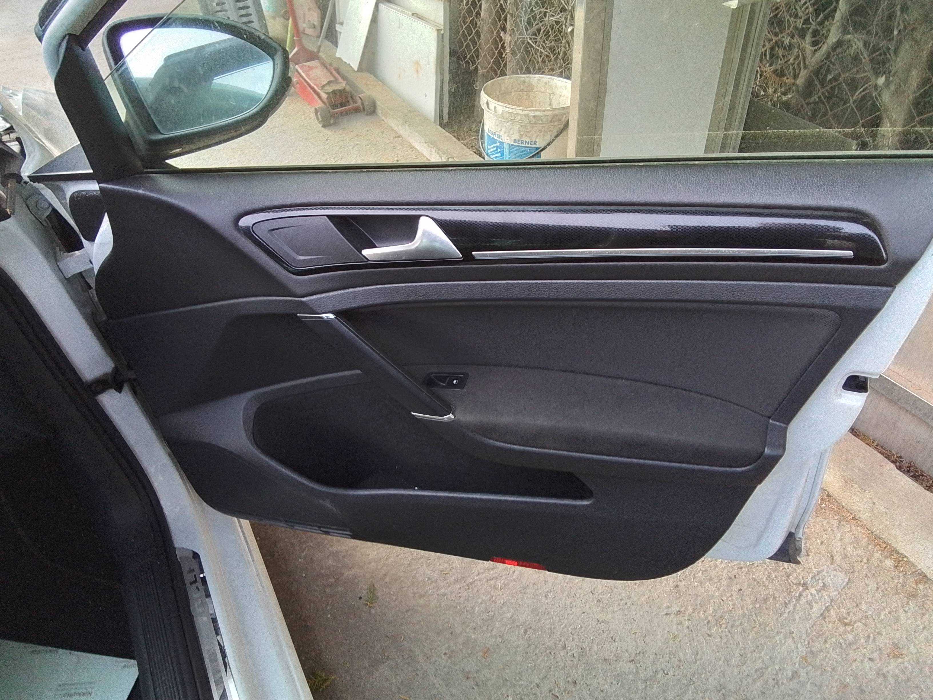 Recambio de guarnecido puerta delantera derecha para volkswagen golf vii lim. (5g1) advance bluemotion referencia OEM IAM   