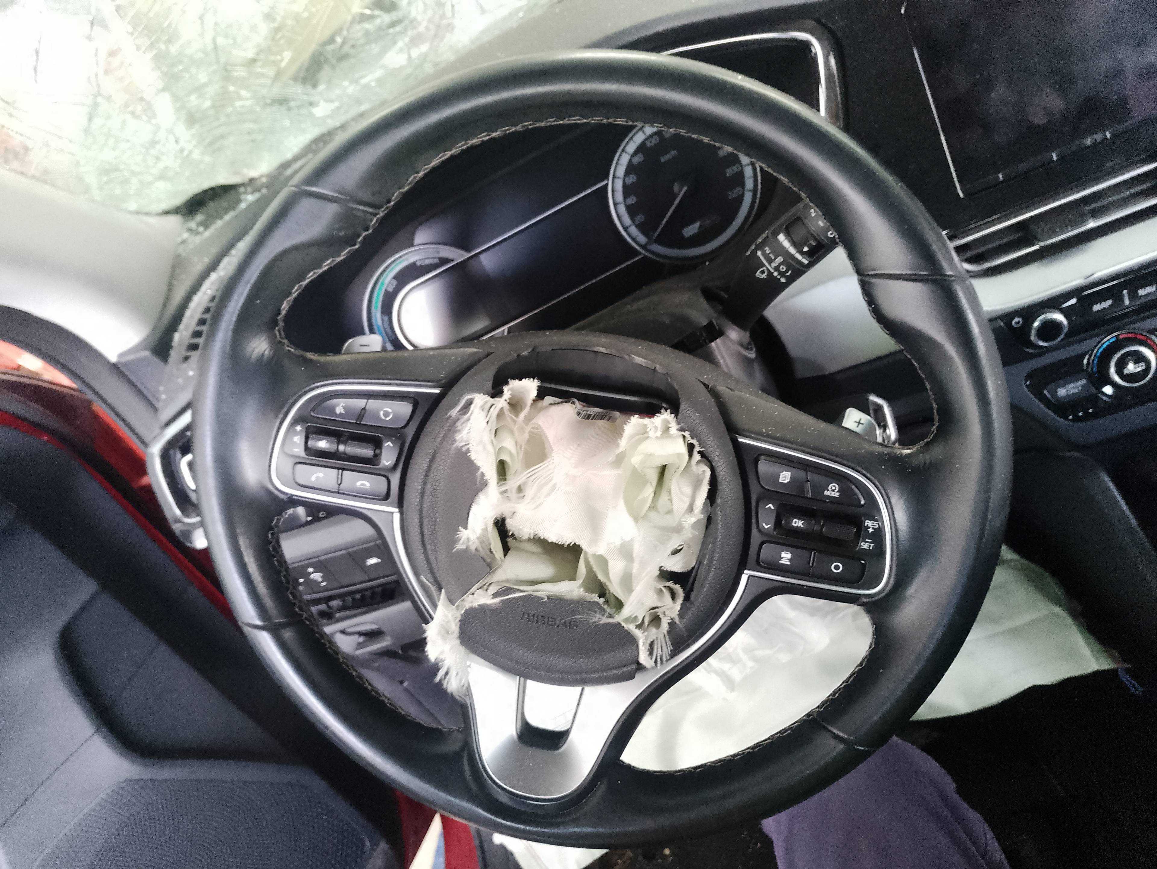 Recambio de volante para kia niro (sg2) hybrid concept referencia OEM IAM   