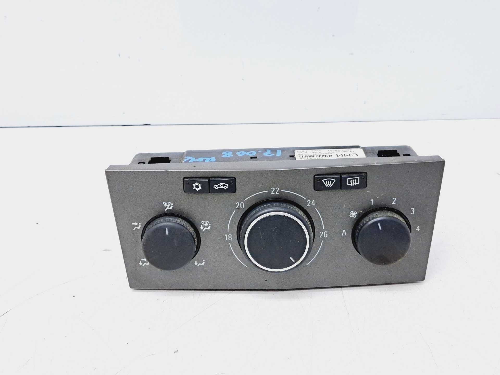 Recambio de mando climatizador para opel astra h ber. 1.6 16v referencia OEM IAM 13231051  