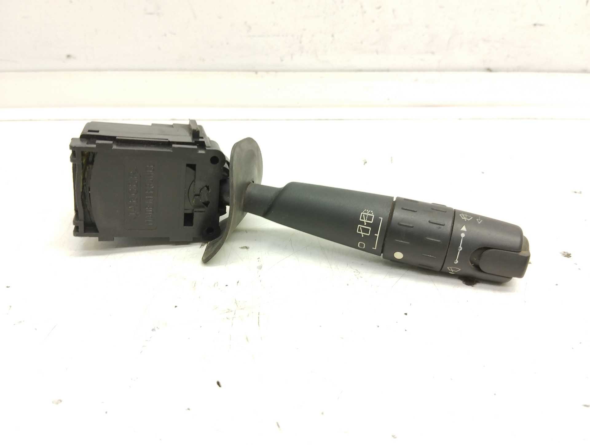 Recambio de mando limpia para citroën xantia berlina referencia OEM IAM 96132773ZL 34324502 
