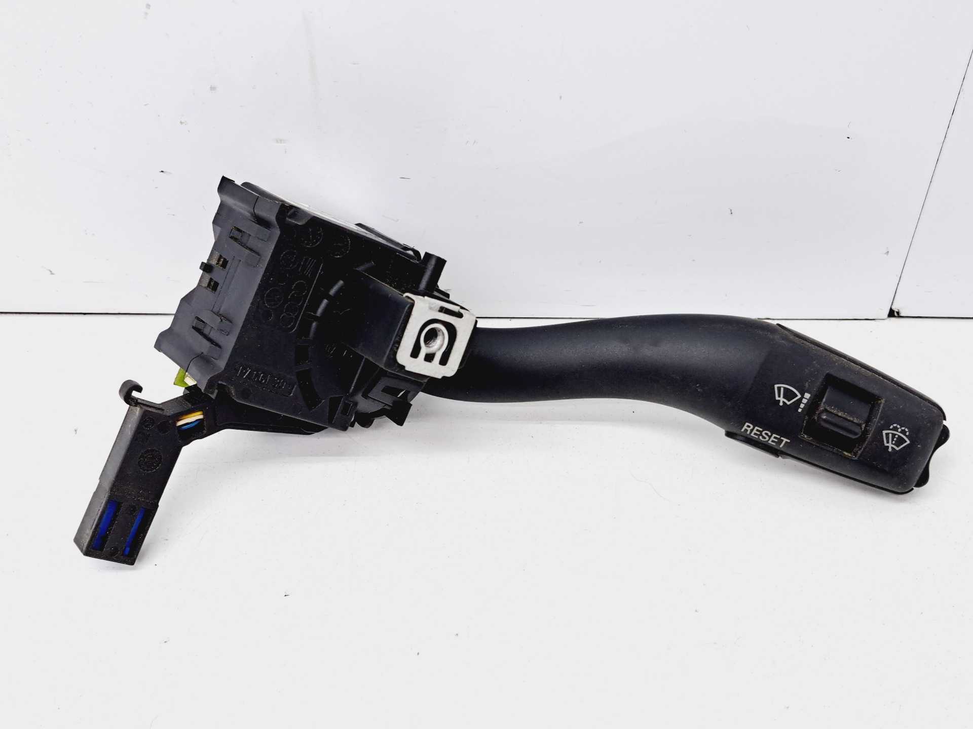 Recambio de mando limpia para audi tt (8j3/8j9) 2.0 16v tfsi referencia OEM IAM 8P0953519C  