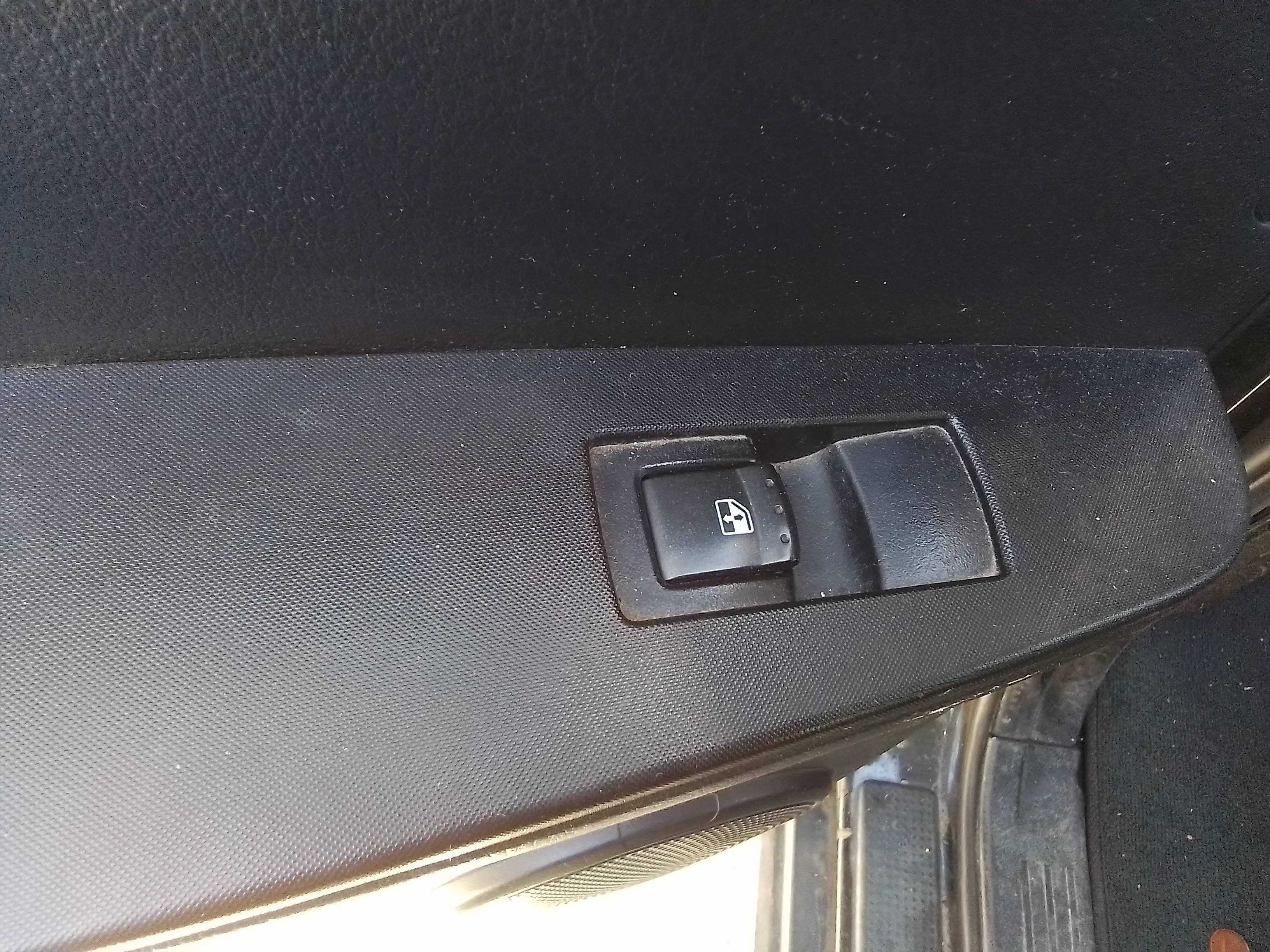 Recambio de mando elevalunas trasero izquierdo para ssangyong kyron 2.0 referencia OEM IAM   