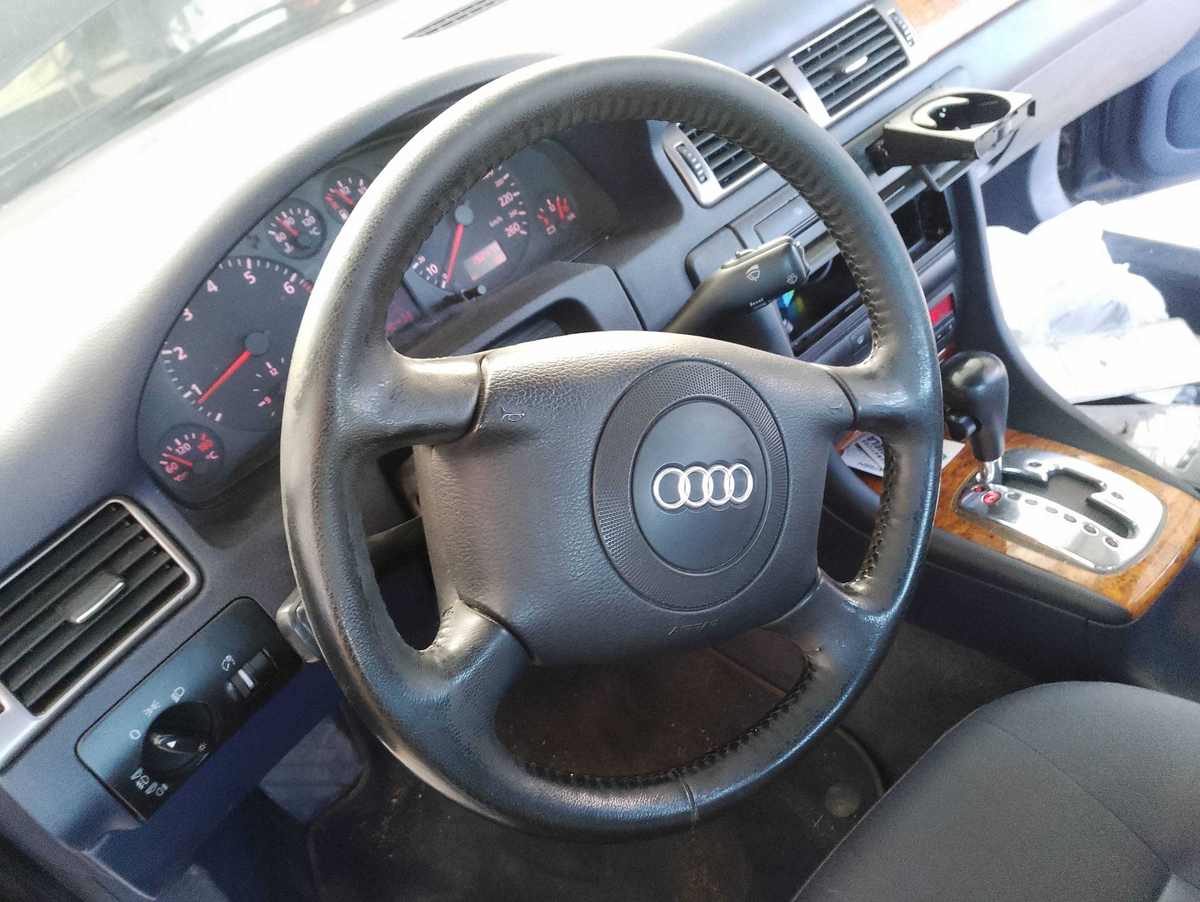 Recambio de volante para audi a6 berlina (4b2) 2.8 referencia OEM IAM   