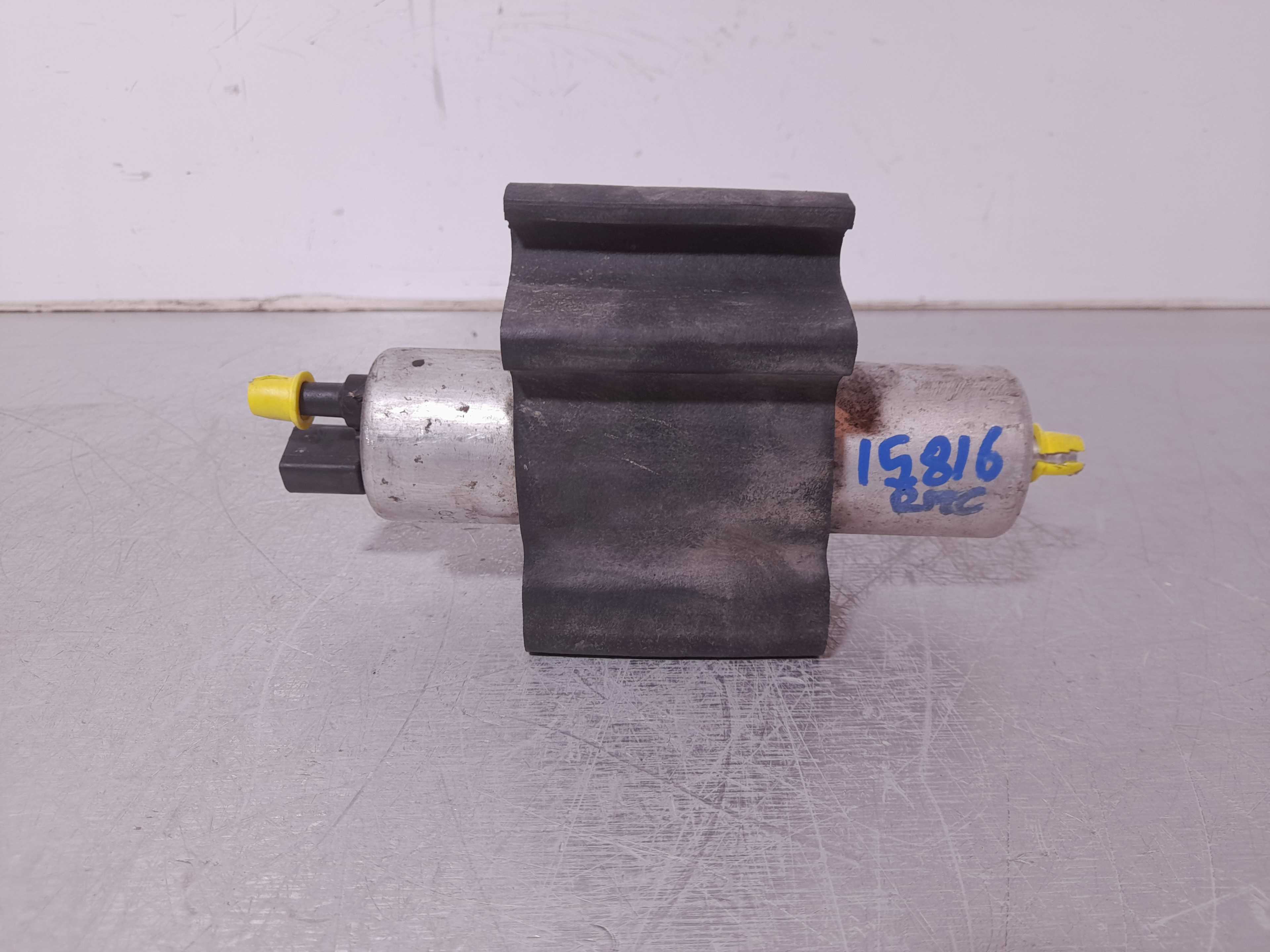 Recambio de bomba combustible para bmw serie 3 berlina (e46) 320d referencia OEM IAM 67673831 AUTOMOTIVE 