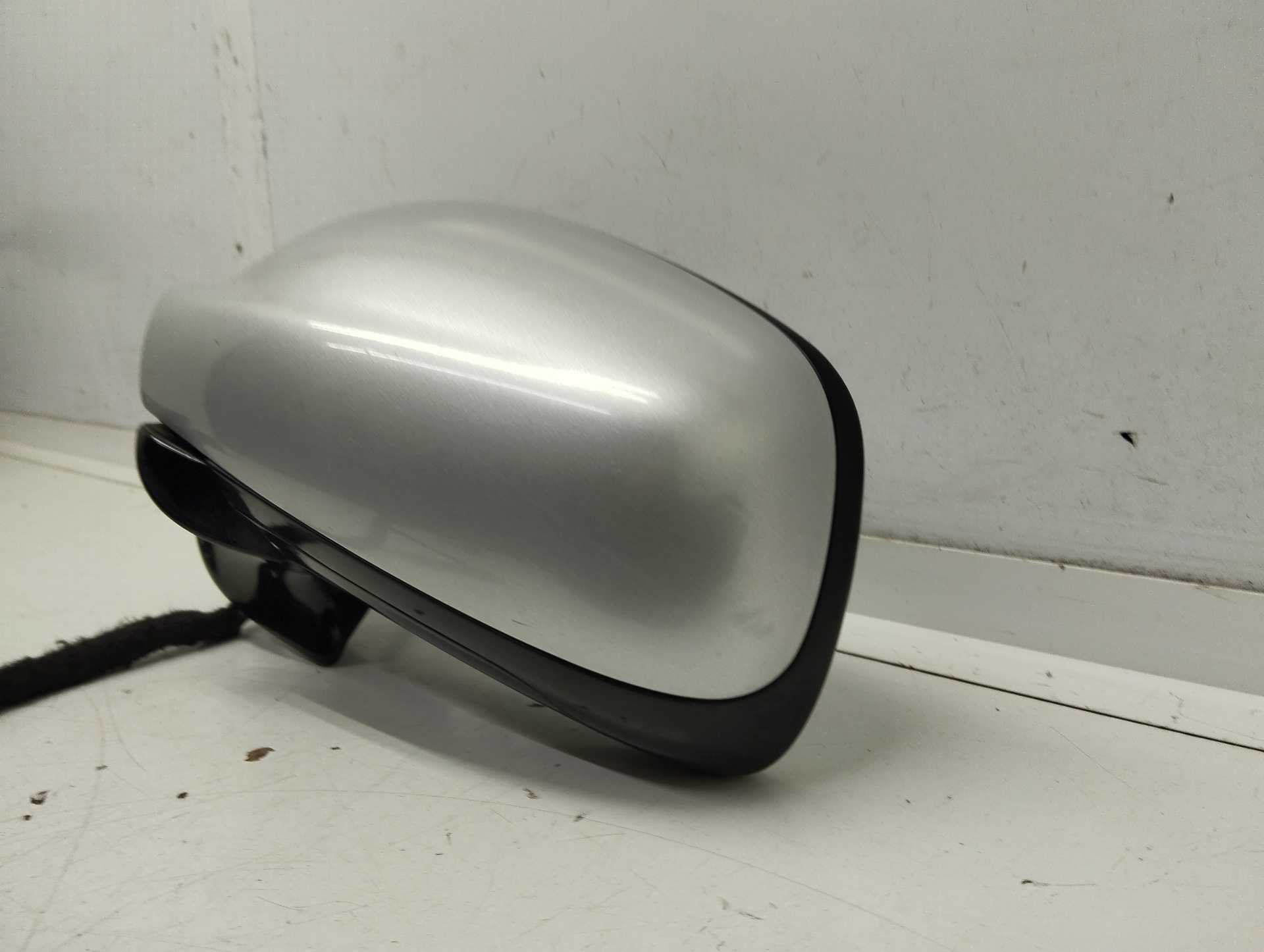 Recambio de retrovisor izquierdo para peugeot 407 coupe básico referencia OEM IAM 815396  