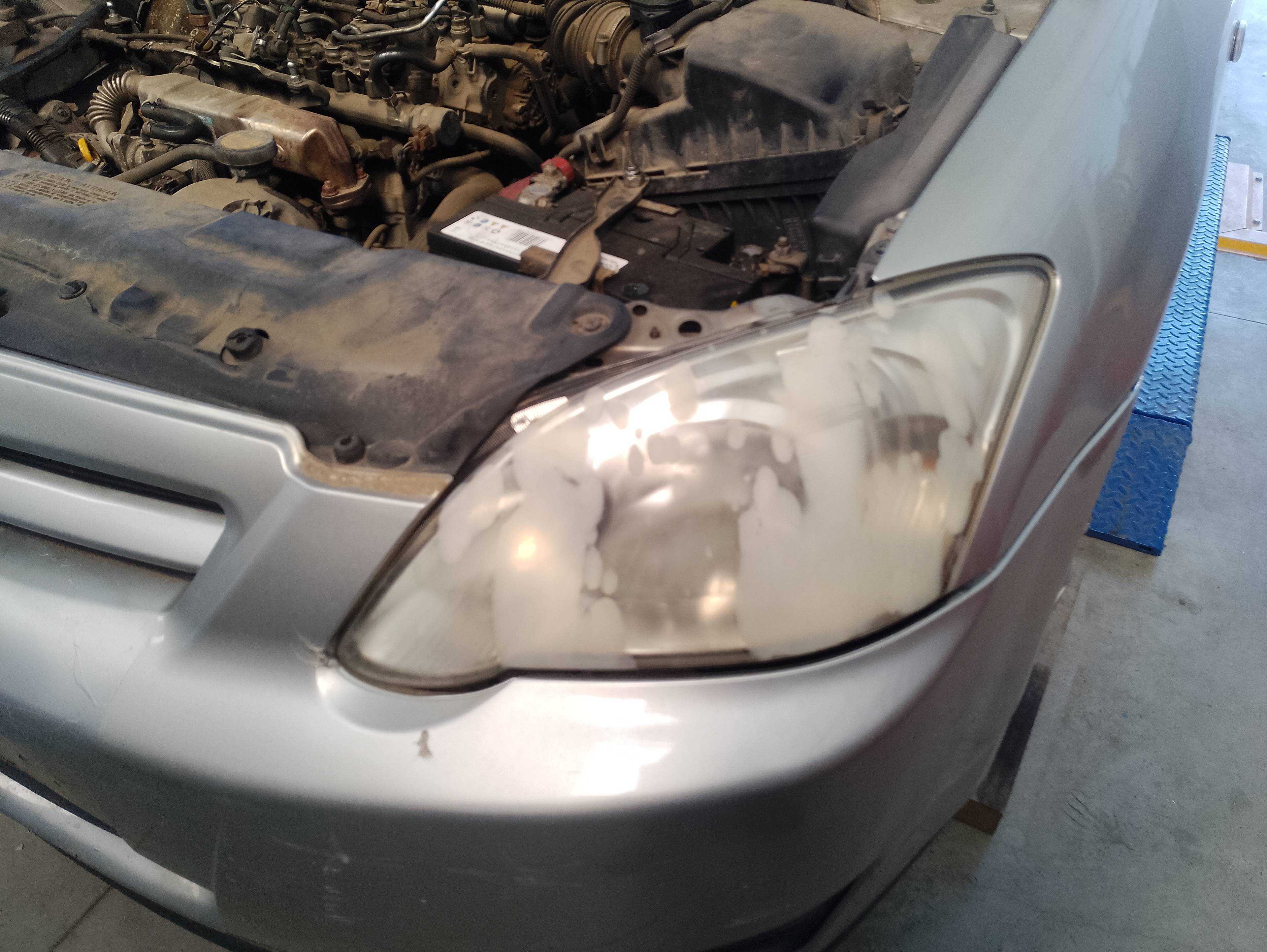 Recambio de faro izquierdo para toyota corolla (e12) 1.4 d-4d luna compact referencia OEM IAM   