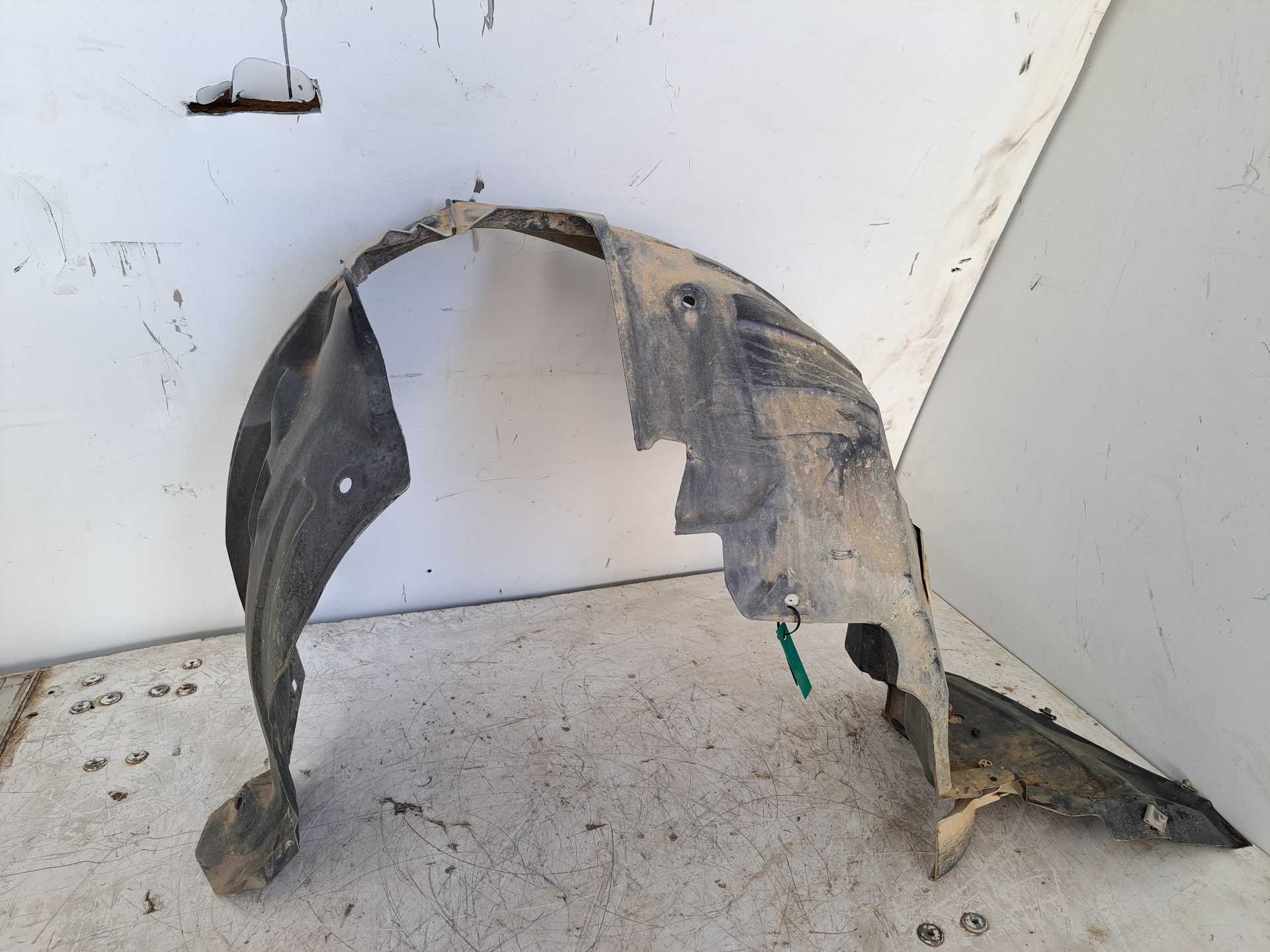 Recambio de paso rueda delantero izquierdo para mazda cx-5 center-line 2wd referencia OEM IAM KD53LH  