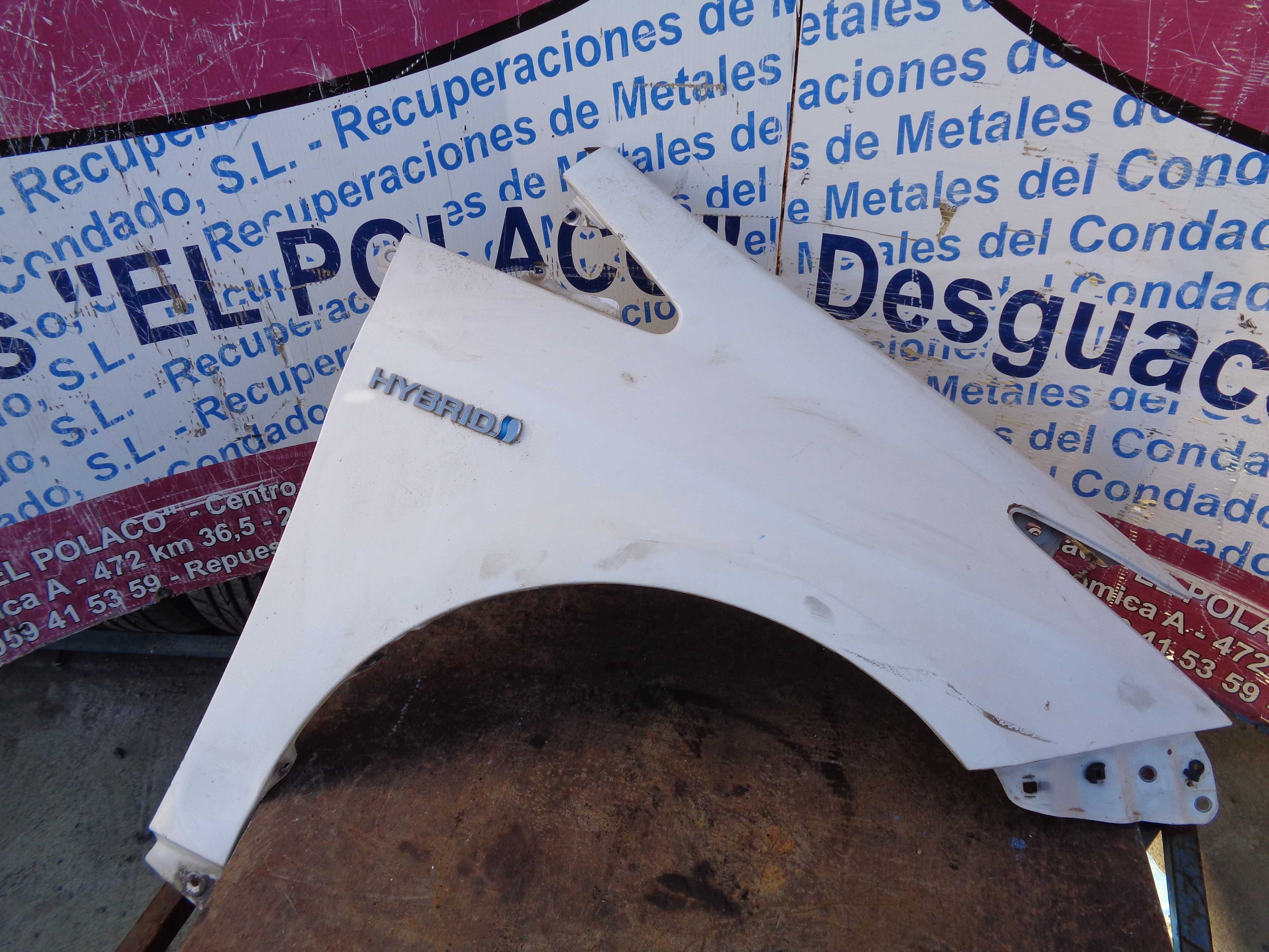 Recambio de aleta delantera derecha para toyota prius (nhw30) plug-in hybrid advance referencia OEM IAM   