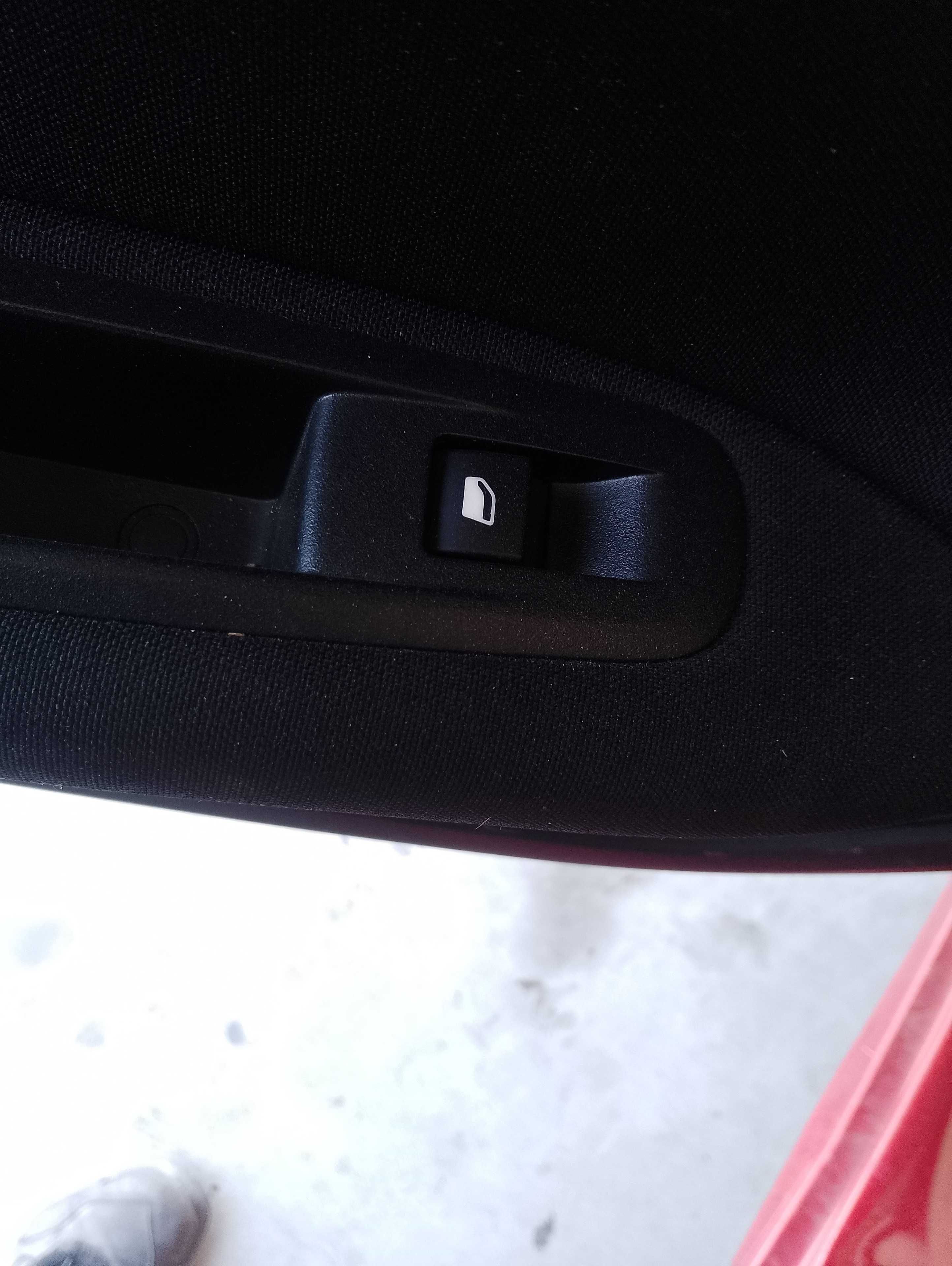 Recambio de mando elevalunas trasero izquierdo para peugeot 308 style referencia OEM IAM   