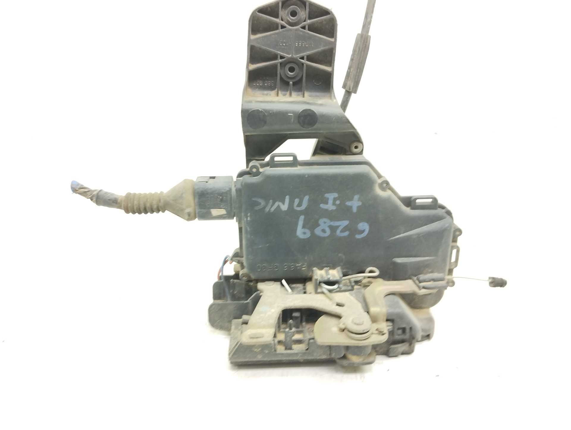 Recambio de cerradura puerta trasera izquierda para volkswagen passat berlina (3b2) 1.6 referencia OEM IAM 117666102  