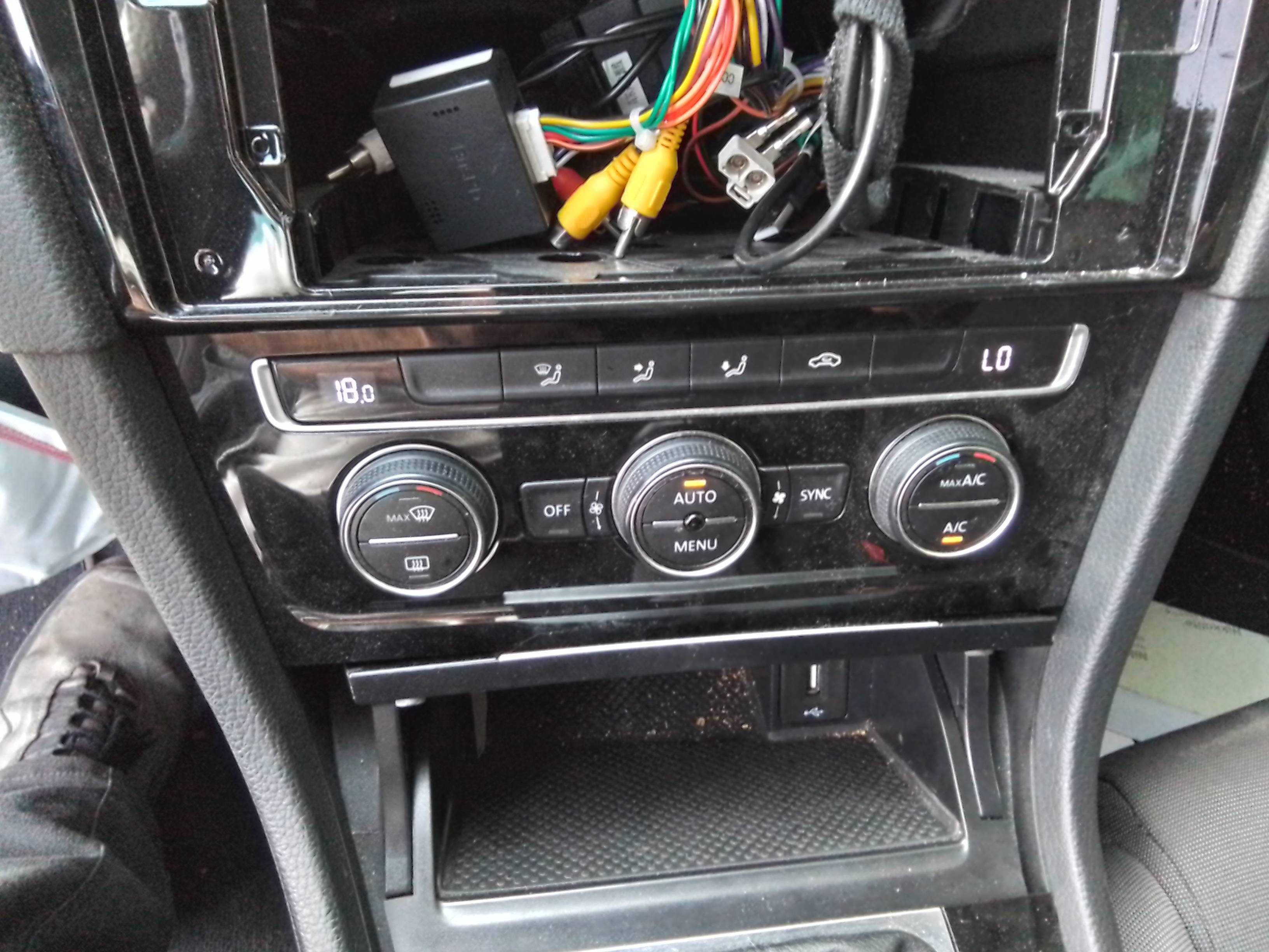 Recambio de mando climatizador para volkswagen golf vii lim. (5g1) advance bluemotion referencia OEM IAM   