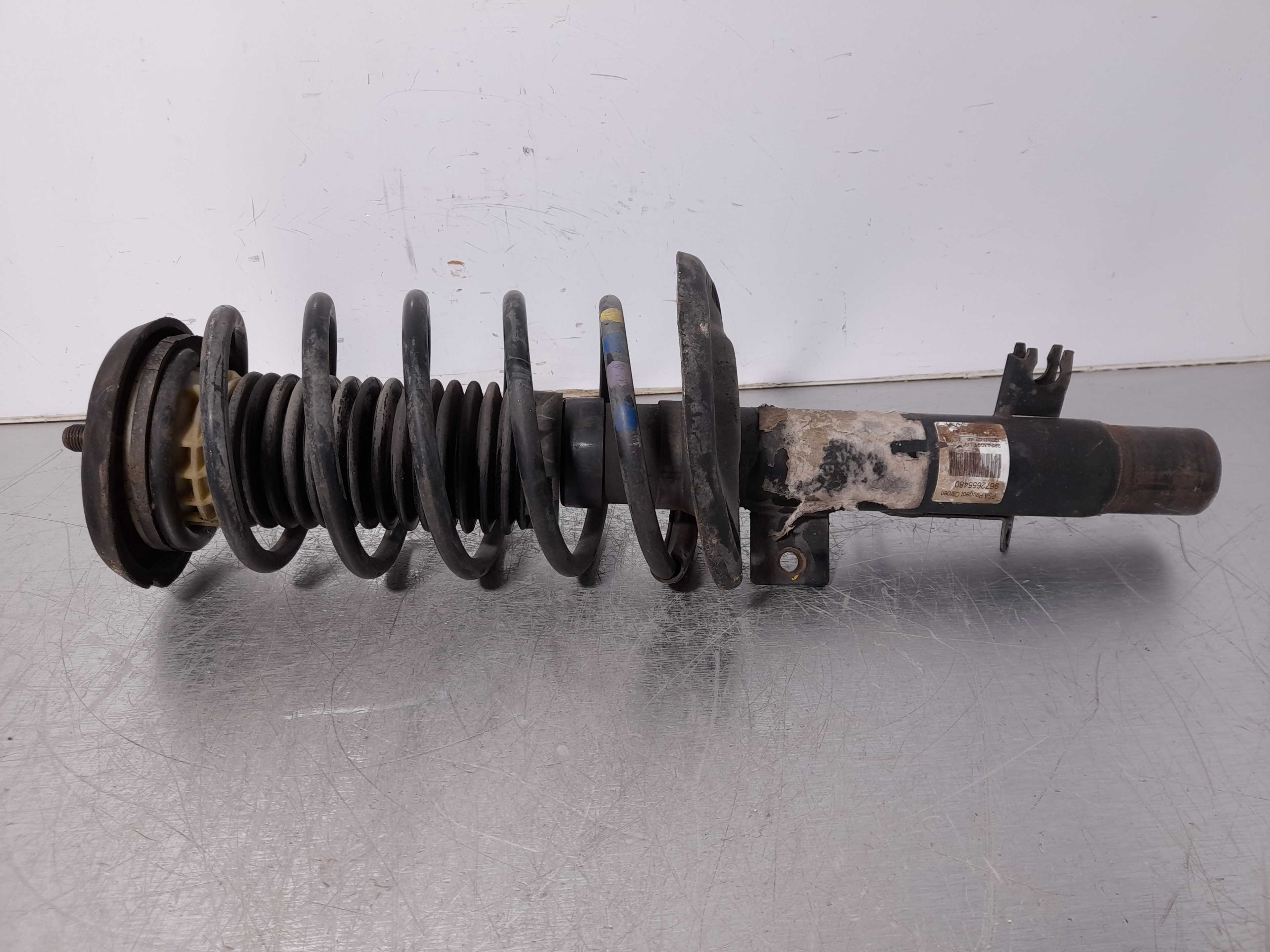 Recambio de amortiguador delantero izquierdo para citroën c3 sx referencia OEM IAM 9672655480  