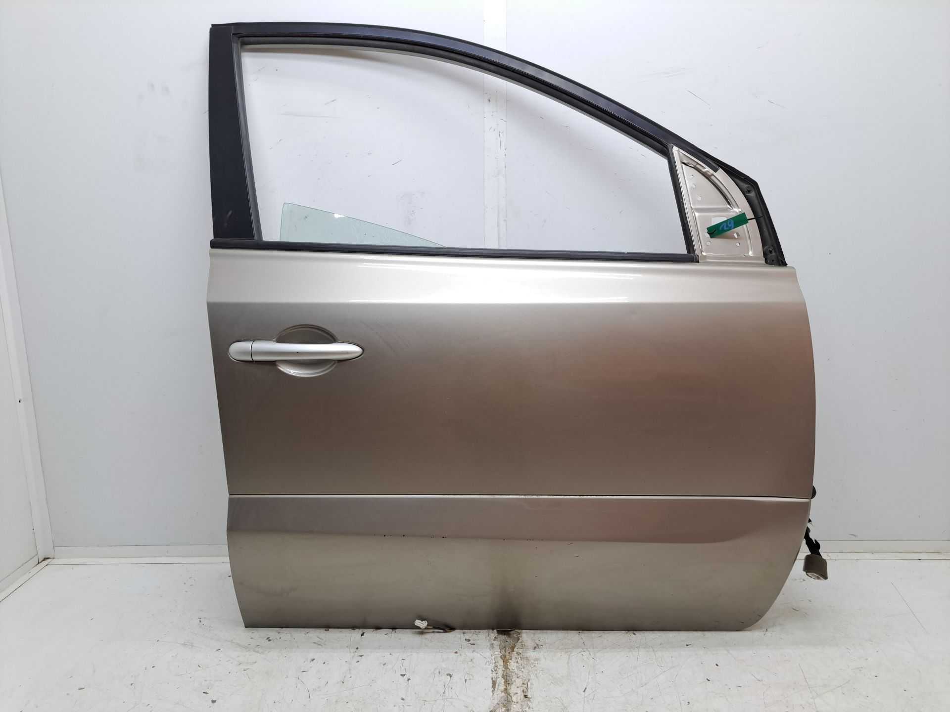 Recambio de puerta delantera derecha para renault koleos bose edition referencia OEM IAM   