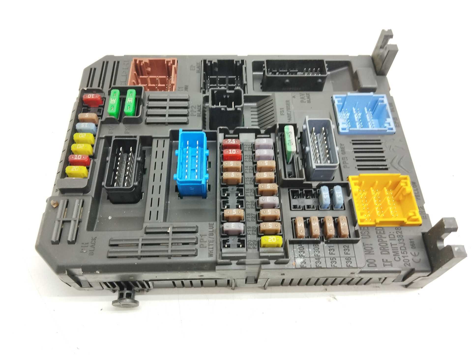 Recambio de centralita bsi para citroën c5 aircross c-series referencia OEM IAM 983079058000  