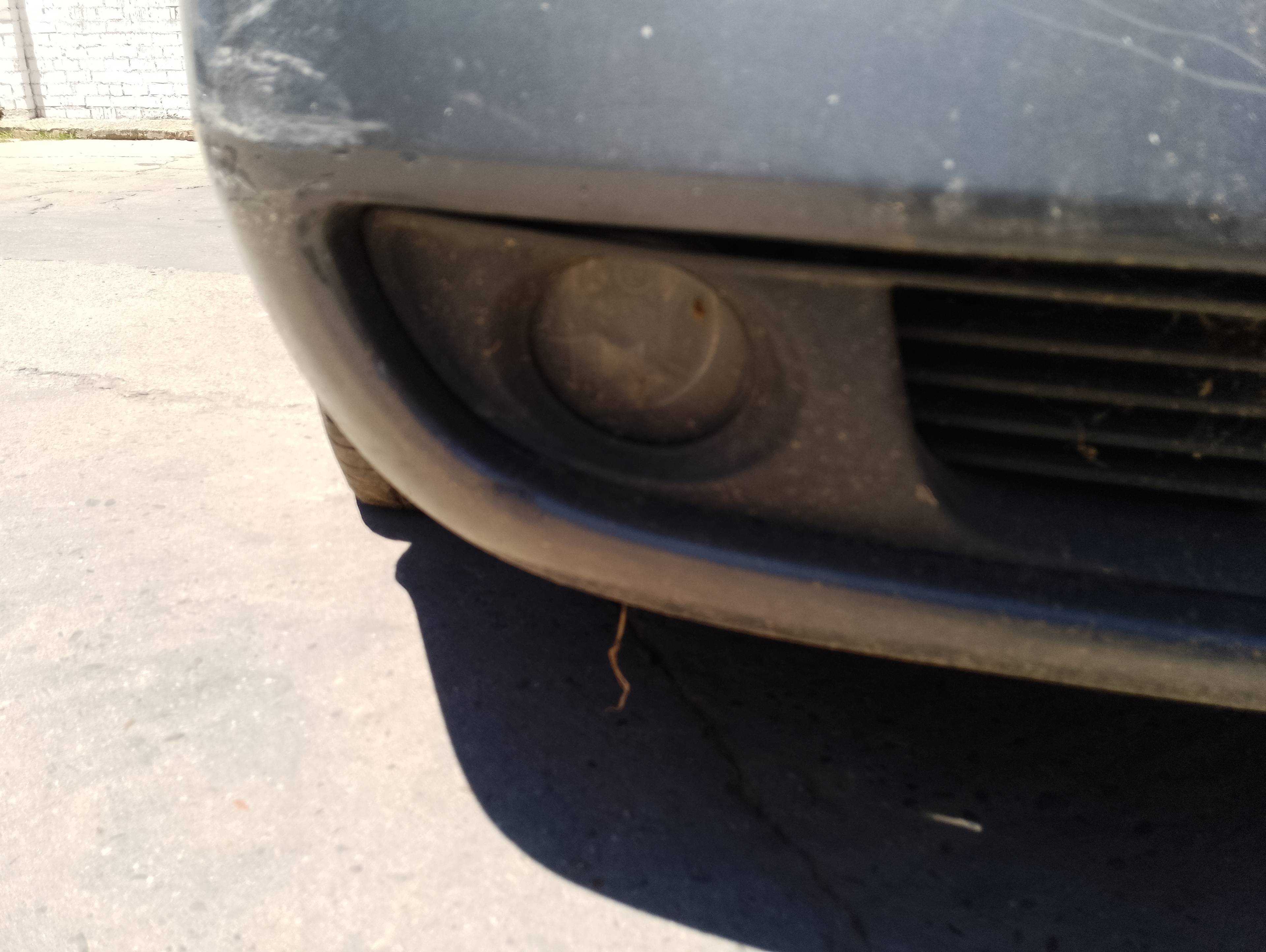 Recambio de faro antiniebla derecho para nissan primera berlina (p12) acenta referencia OEM IAM   