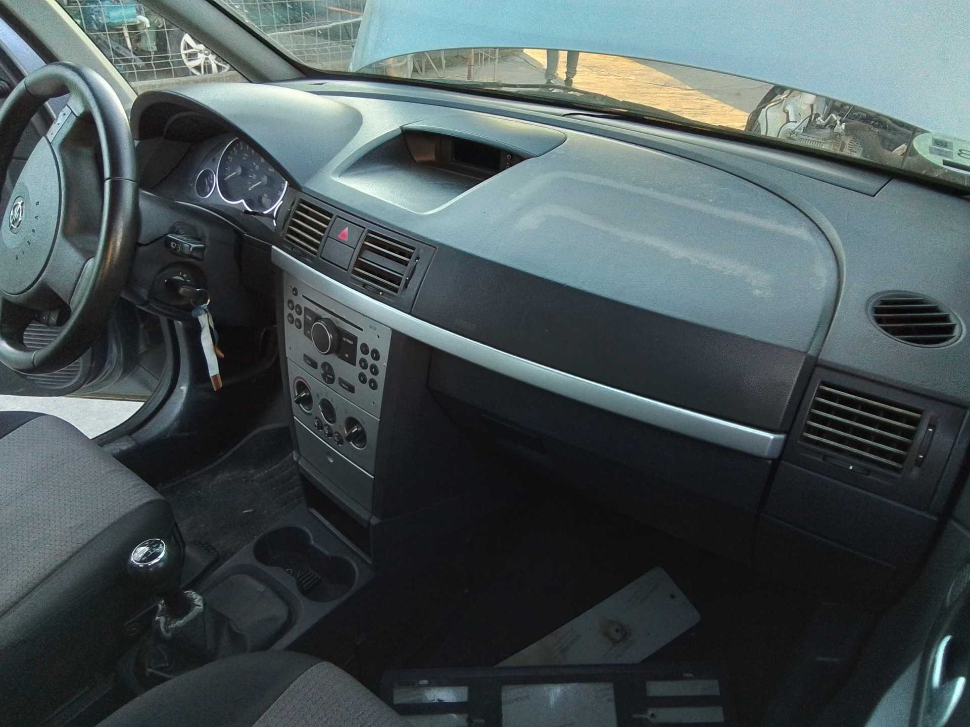 Recambio de salpicadero para opel meriva cosmo referencia OEM IAM   