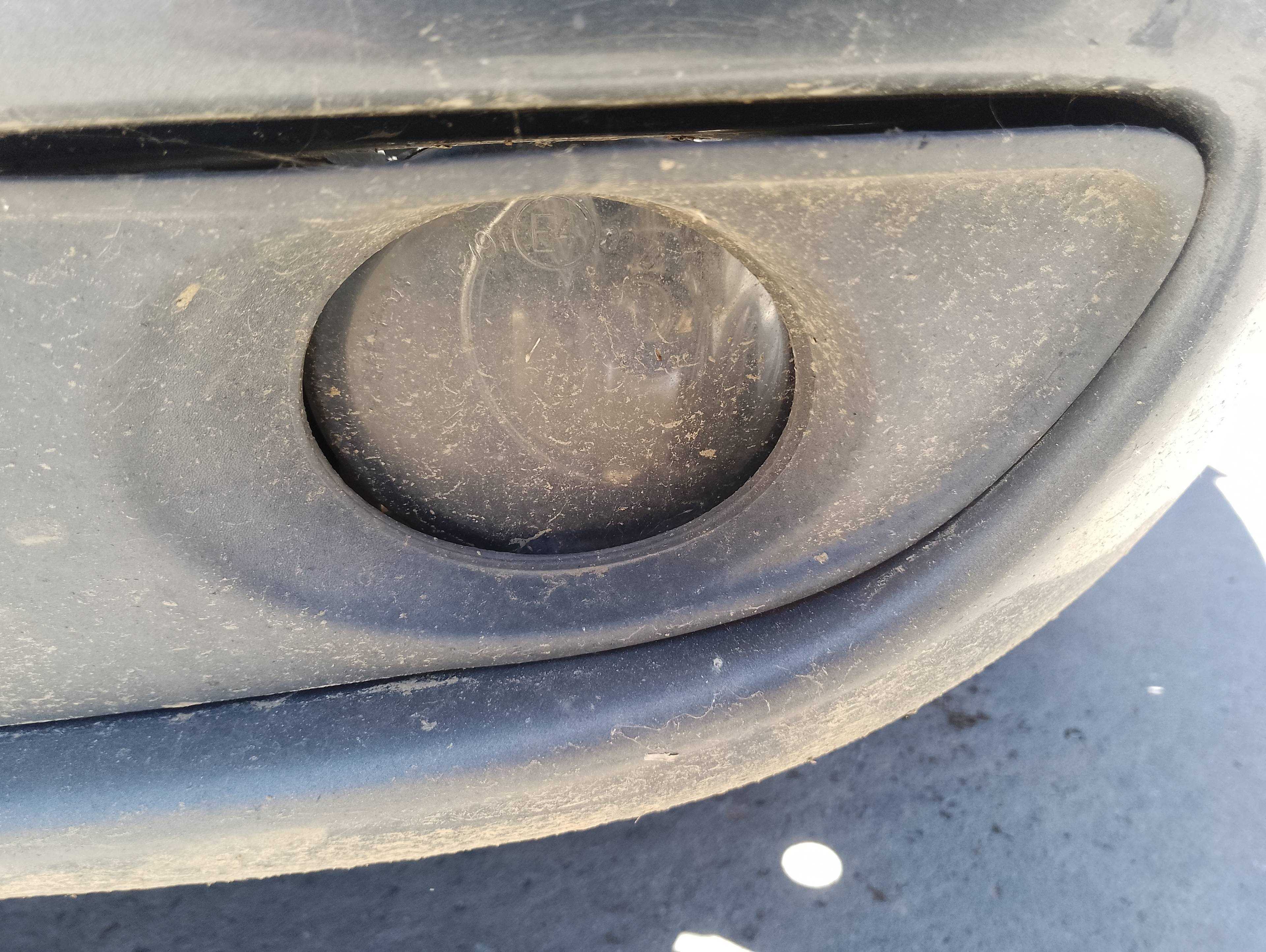 Recambio de faro antiniebla izquierdo para nissan primera berlina (p12) acenta referencia OEM IAM   