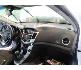 Recambio de salpicadero para chevrolet cruze lt+ referencia OEM IAM   