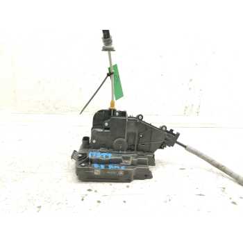 CERRADURA PUERTA DELANTERA DERECHA A2220063999 