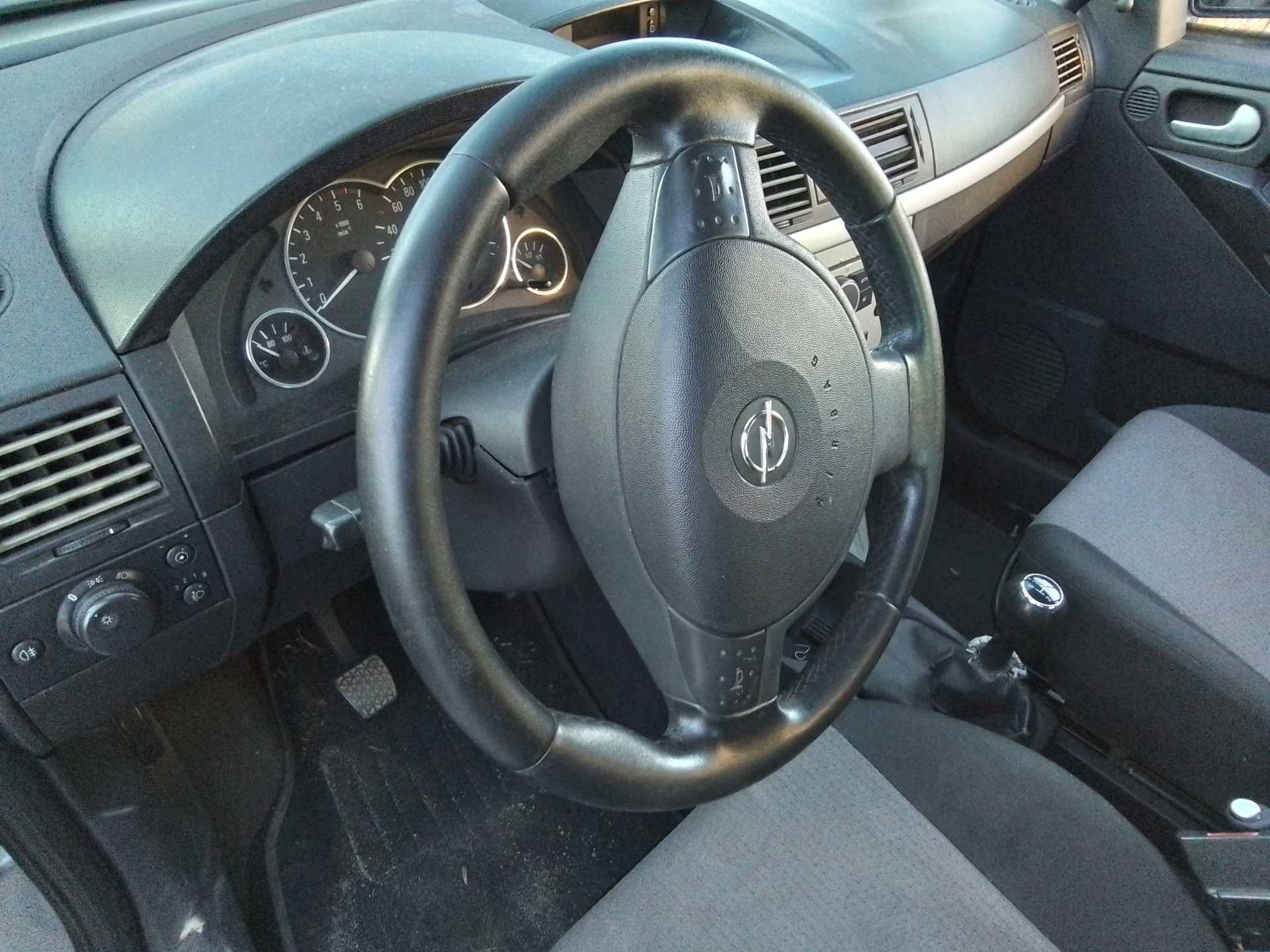 Recambio de volante para opel meriva cosmo referencia OEM IAM   