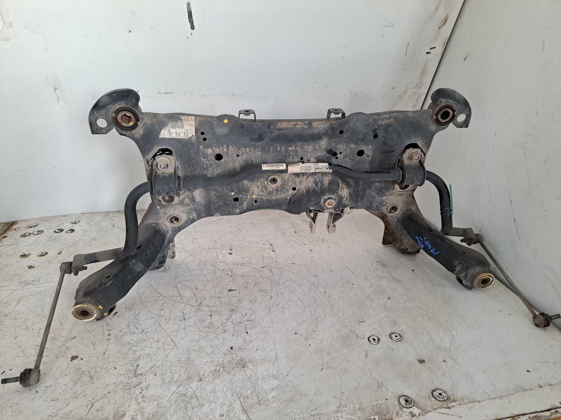 Recambio de cuna motor para ford focus lim. (cb8) sport referencia OEM IAM   