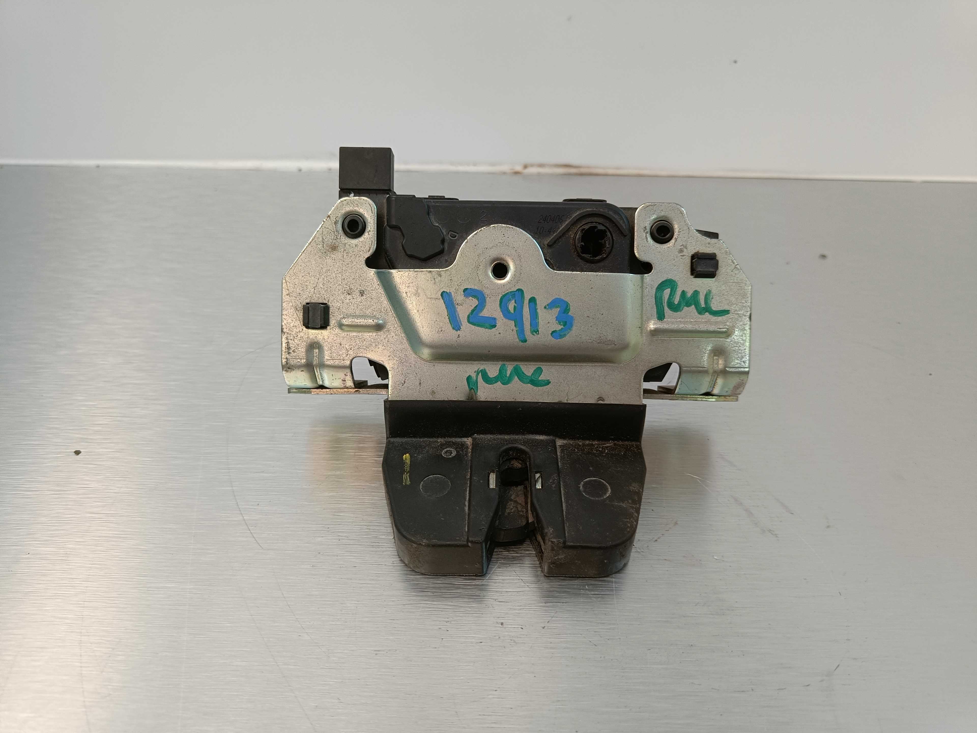 Recambio de cerradura maletero / porton para opel zafira b 1.9 cdti referencia OEM IAM   