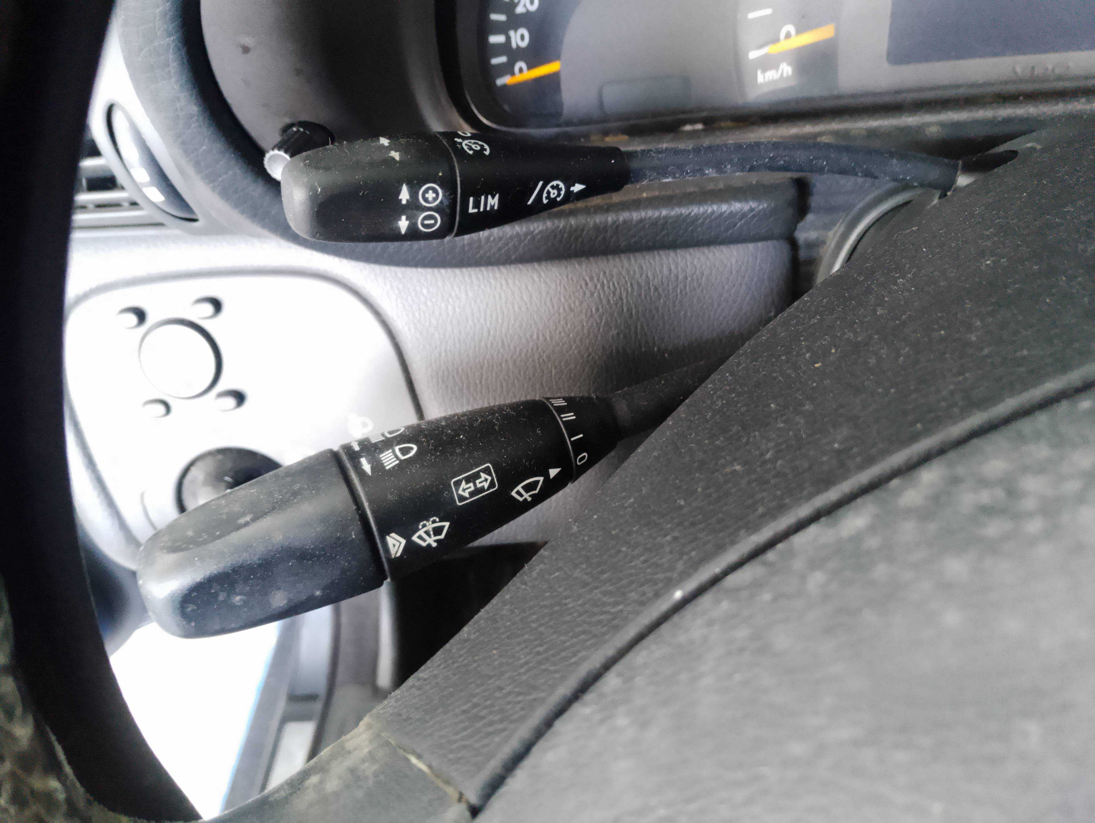 Recambio de mando intermitentes para mercedes-benz clase c (w203) berlina 200 compressor (203.042) referencia OEM IAM   
