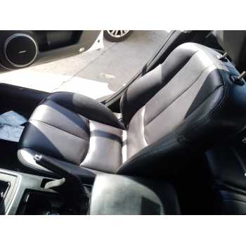 ASIENTO DELANTERO DERECHO 