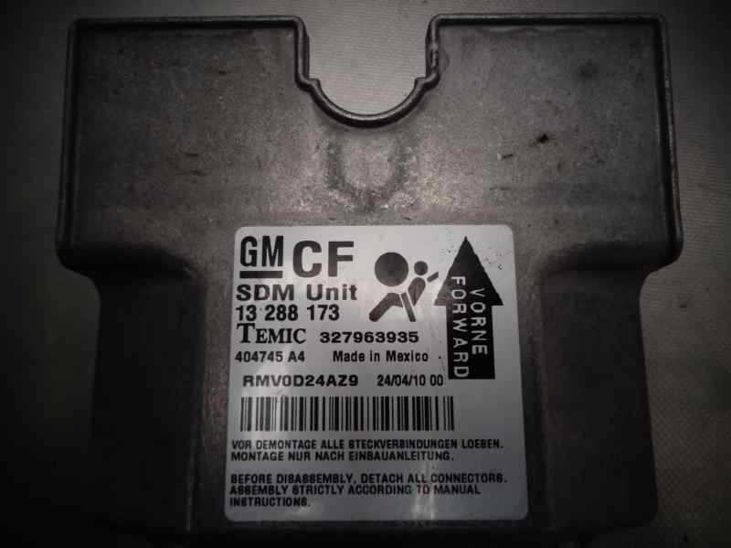Recambio de centralita airbag para opel zafira b 1.9 cdti referencia OEM IAM 327963935 404745A4 