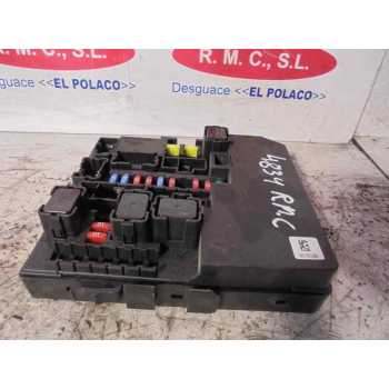 Recambio de caja reles / fusibles para nissan nv 200 (m20) referencia OEM IAM   