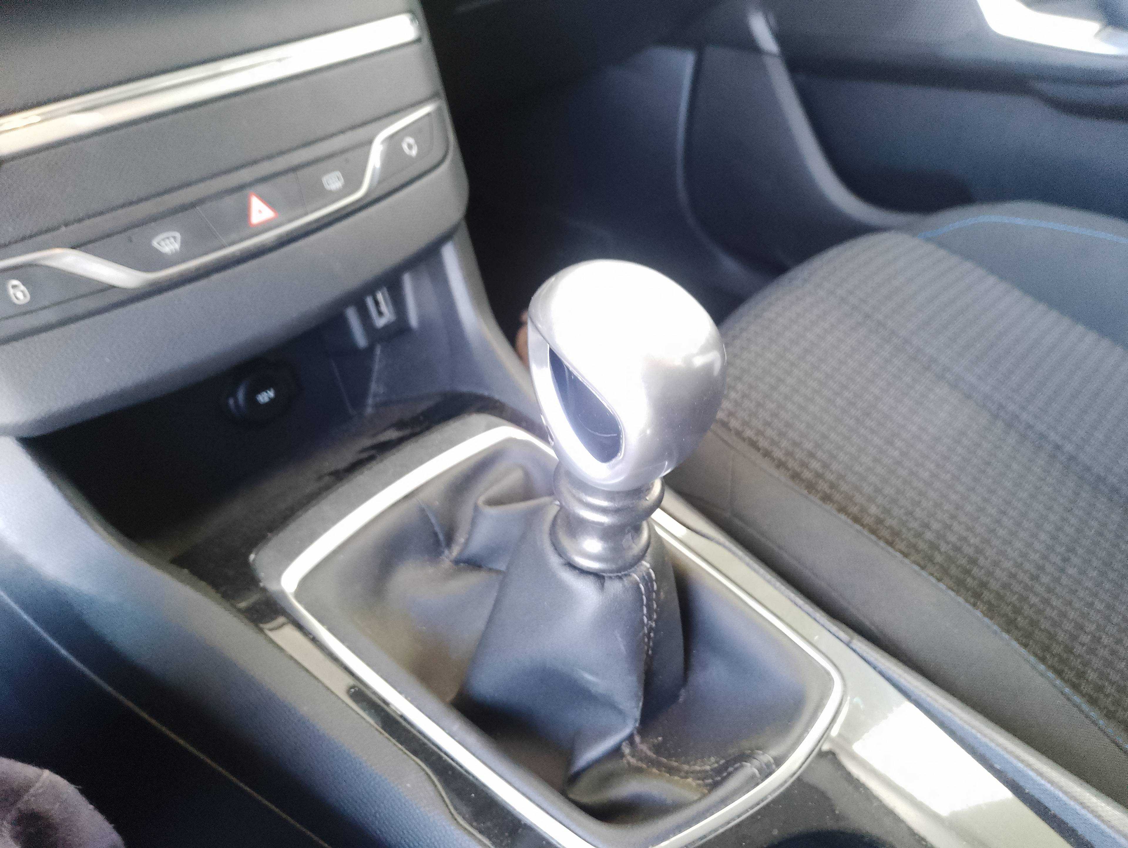 Recambio de palanca cambio para peugeot 308 style referencia OEM IAM   
