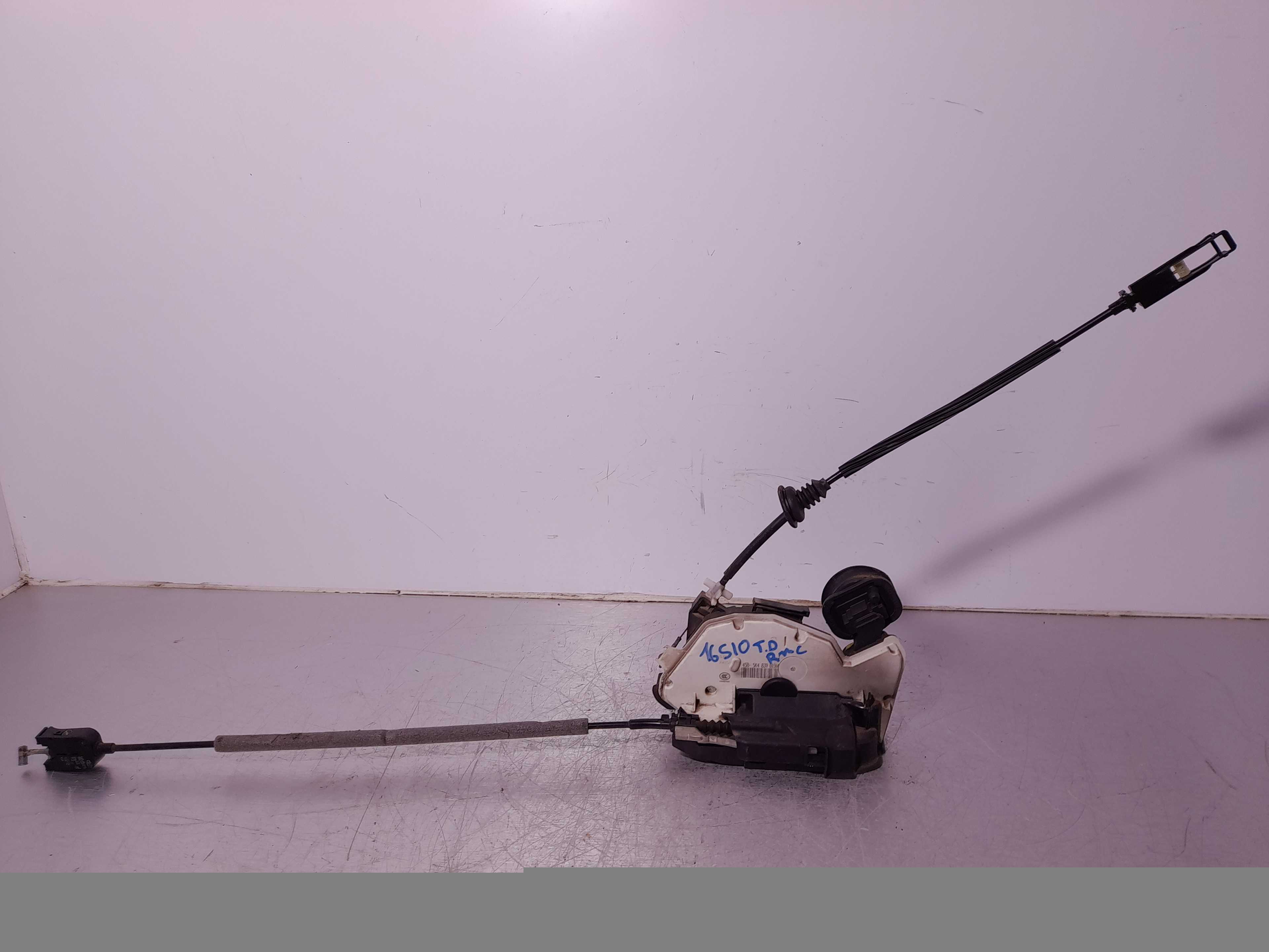 Recambio de cerradura puerta trasera izquierda para volkswagen golf vi (5k1) advance bluemotion referencia OEM IAM 5K4839015M  