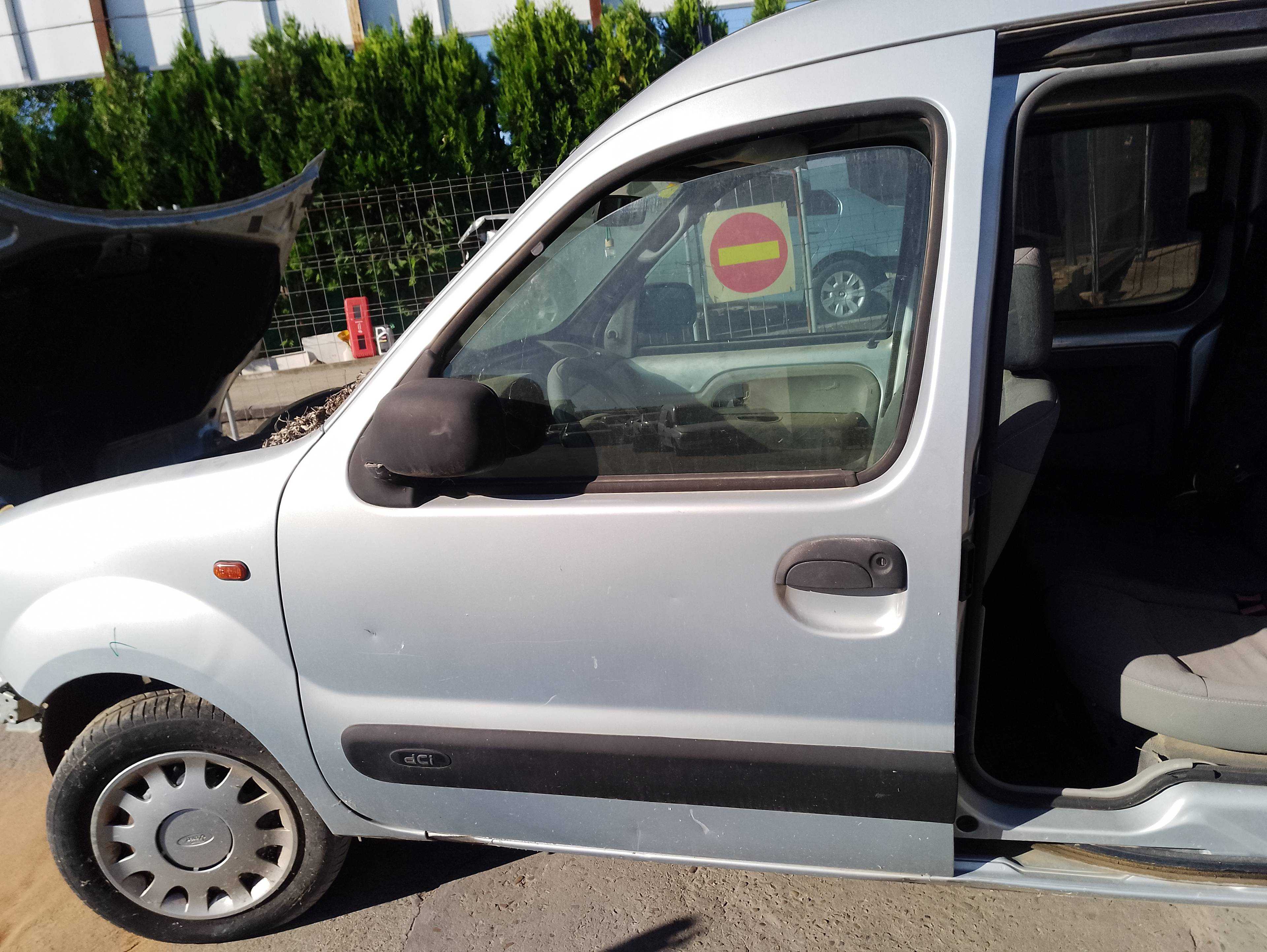 Recambio de puerta delantera izquierda para renault kangoo (f/kc0) authentique oasis referencia OEM IAM   