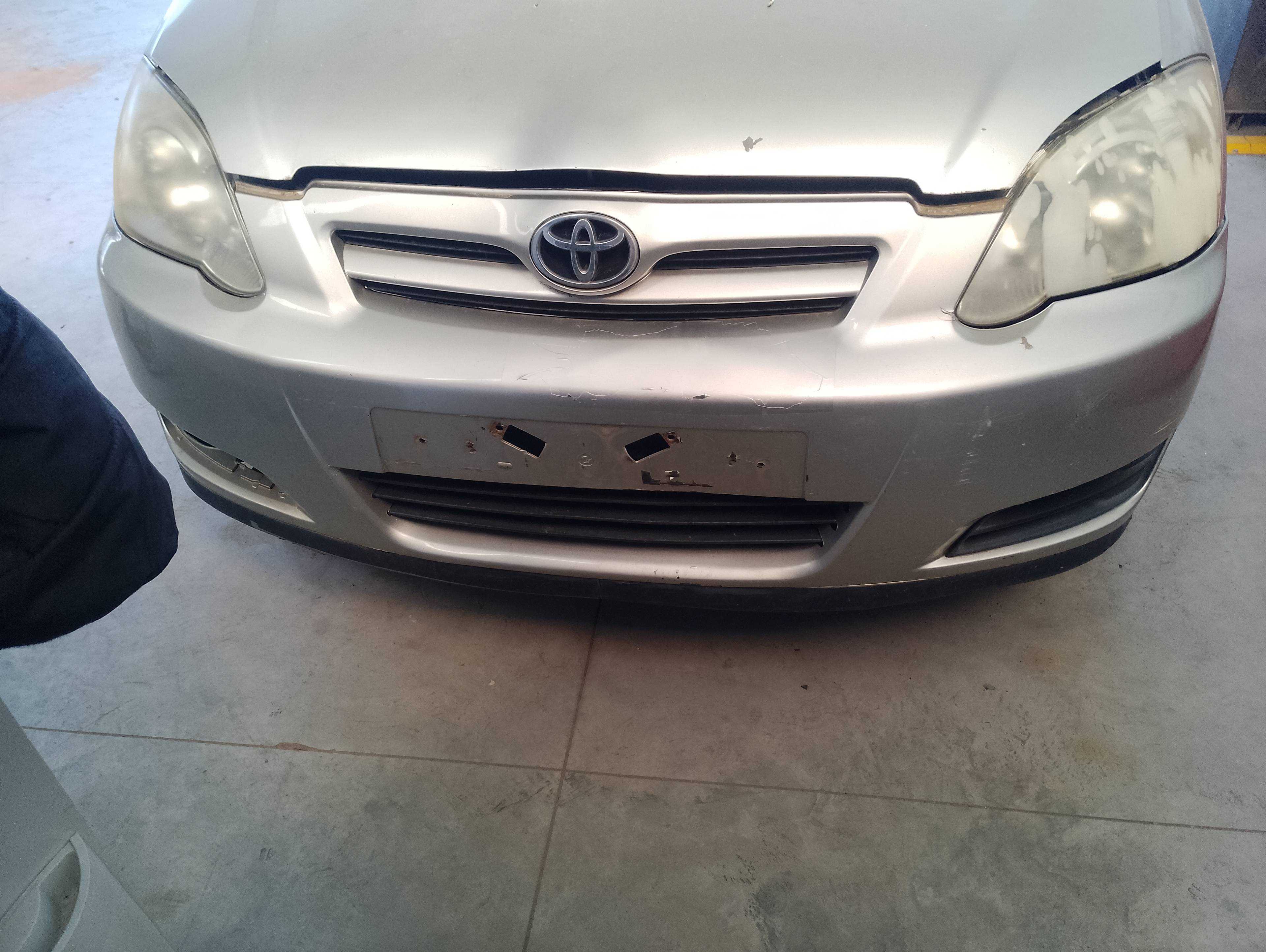 Recambio de paragolpes delantero para toyota corolla (e12) 1.4 d-4d luna compact referencia OEM IAM   