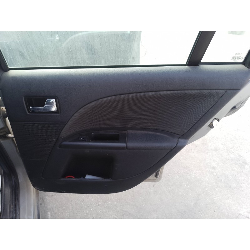 Recambio de guarnecido puerta trasera derecha para ford mondeo berlina (ge) ambiente referencia OEM IAM   