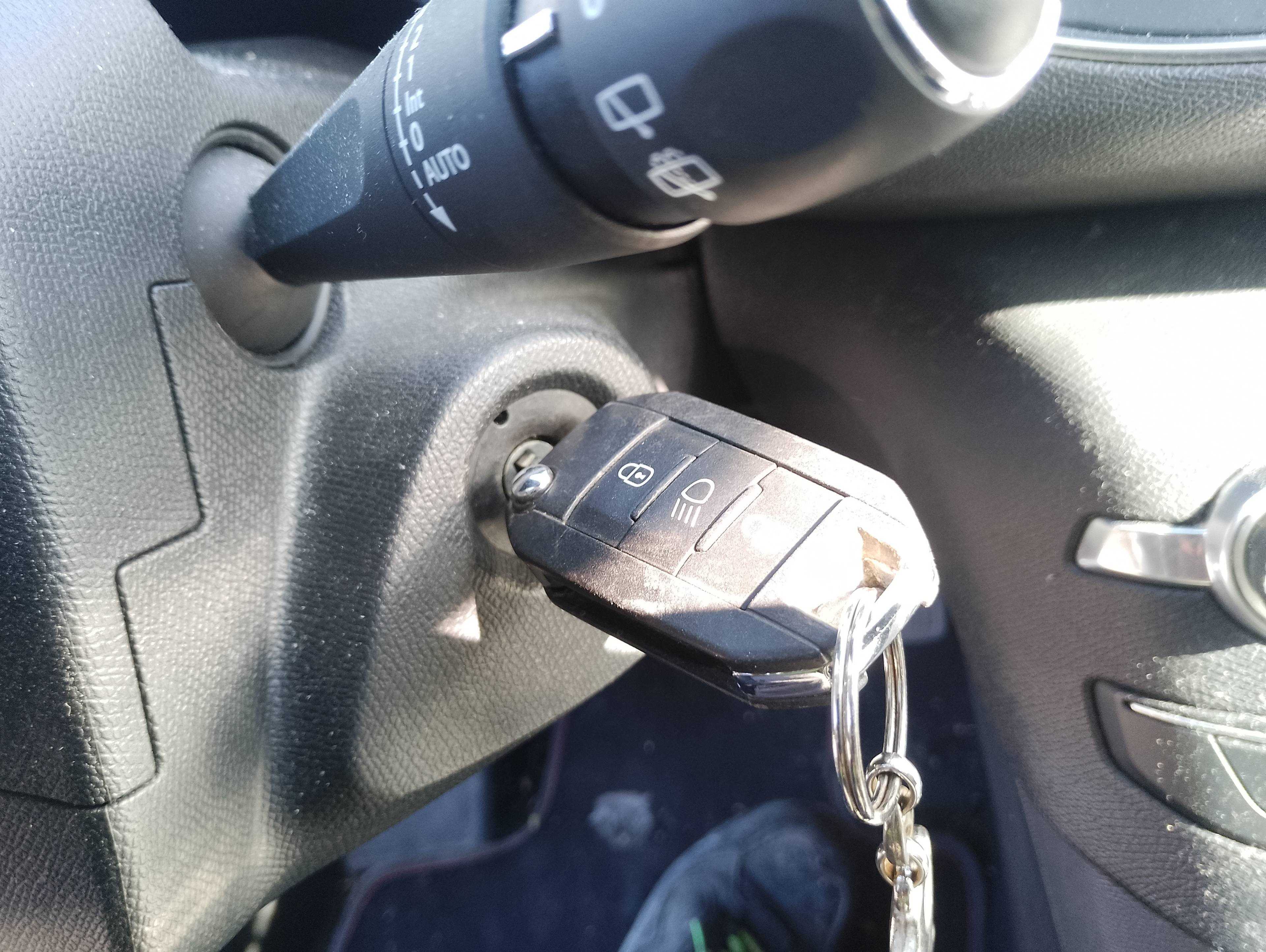 Recambio de conmutador de arranque para peugeot 308 active referencia OEM IAM   