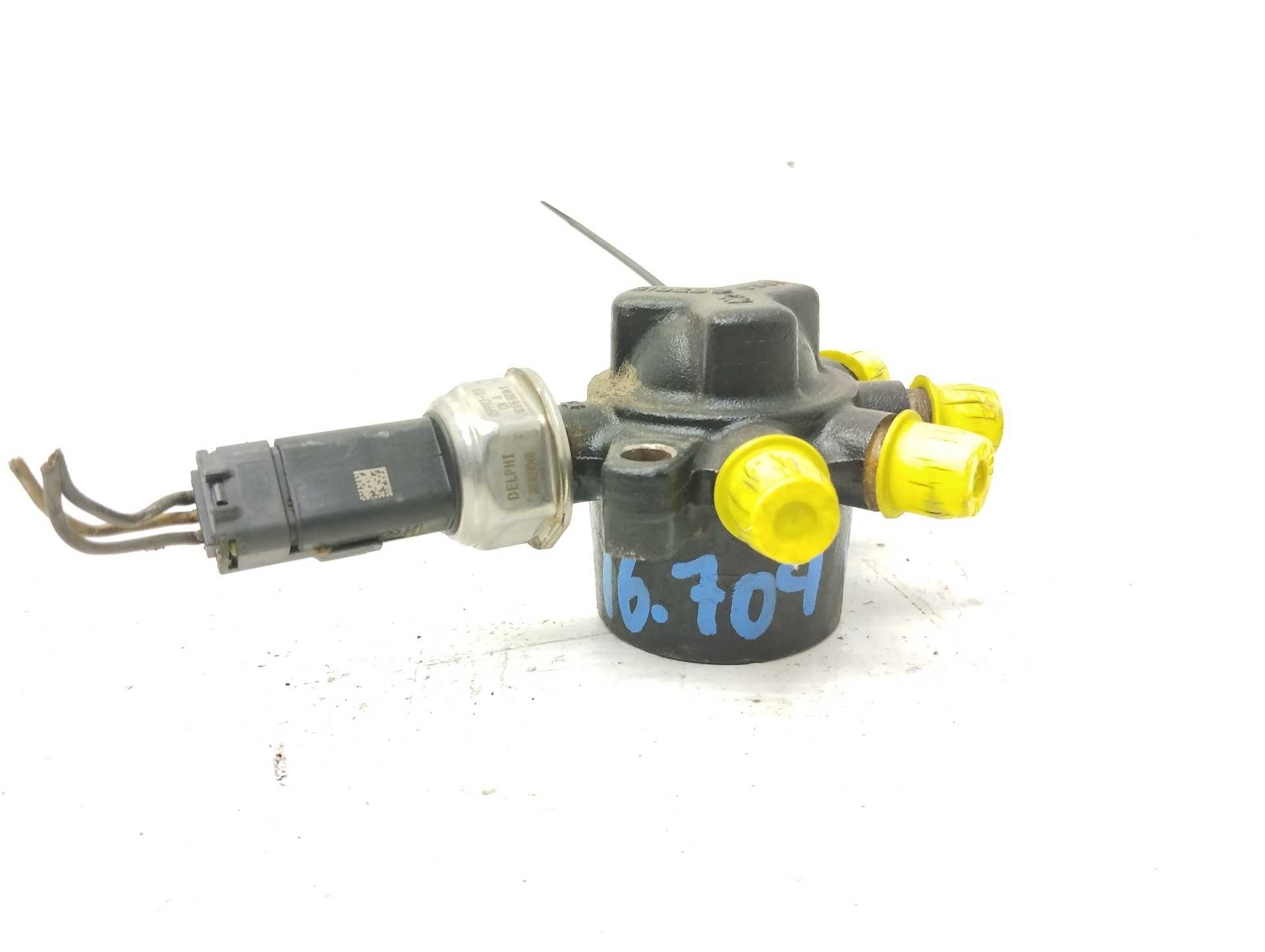 Recambio de rampa inyectora para renault kangoo (f/kc0) authentique oasis referencia OEM IAM 85PP0303 28389848 