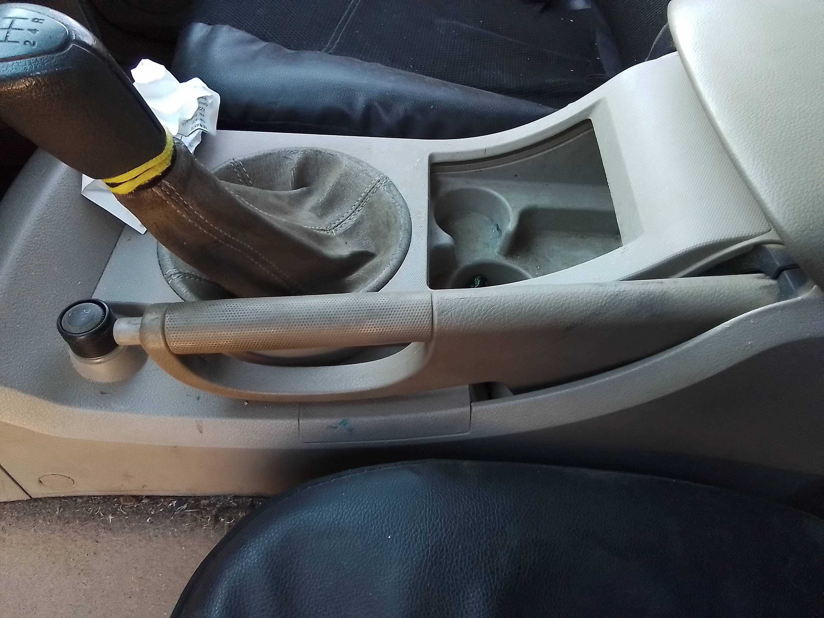 Recambio de palanca freno para ssangyong kyron 2.0 referencia OEM IAM   