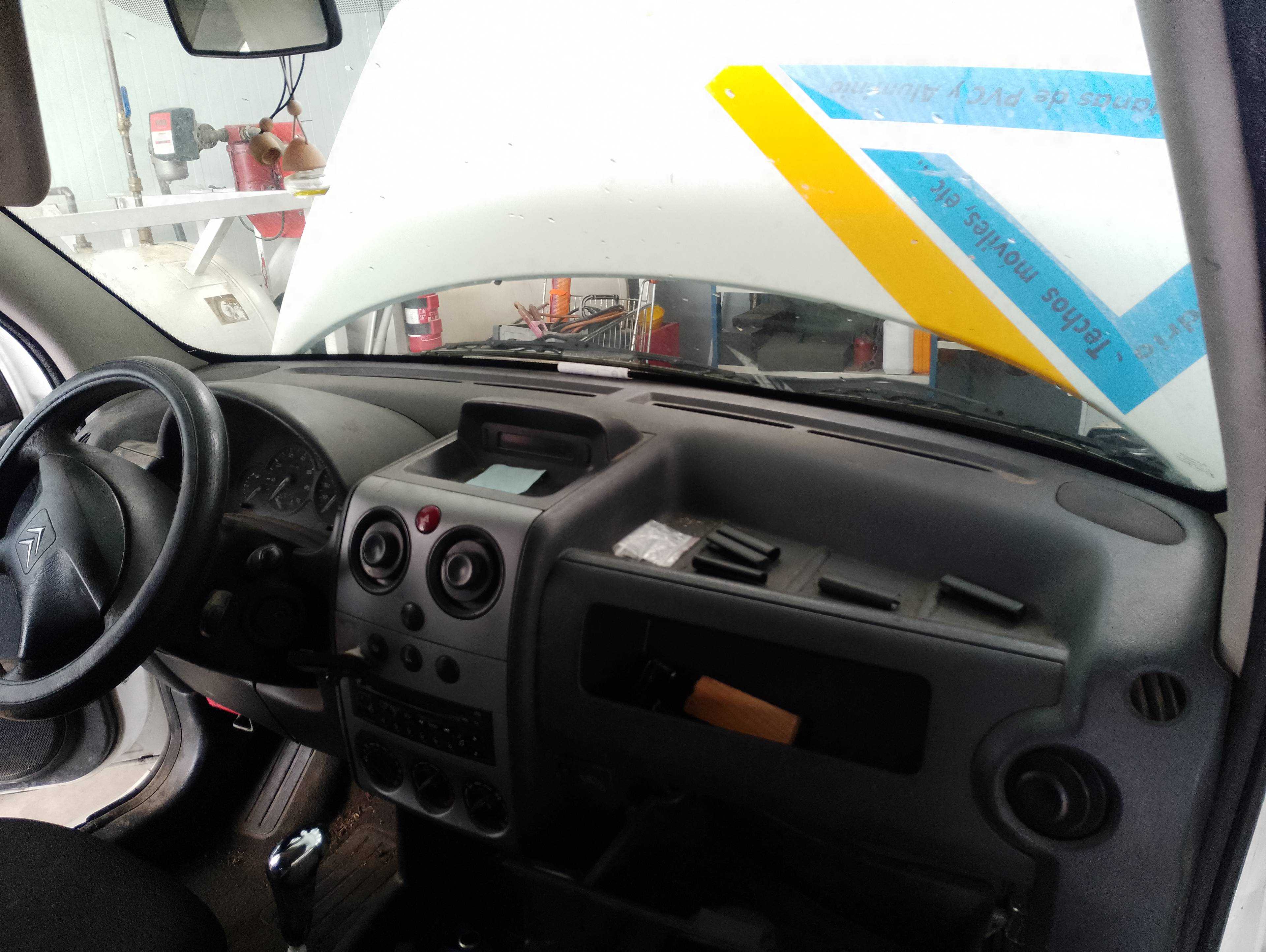 Recambio de salpicadero para citroën berlingo hdi 75 600 first kasten referencia OEM IAM   