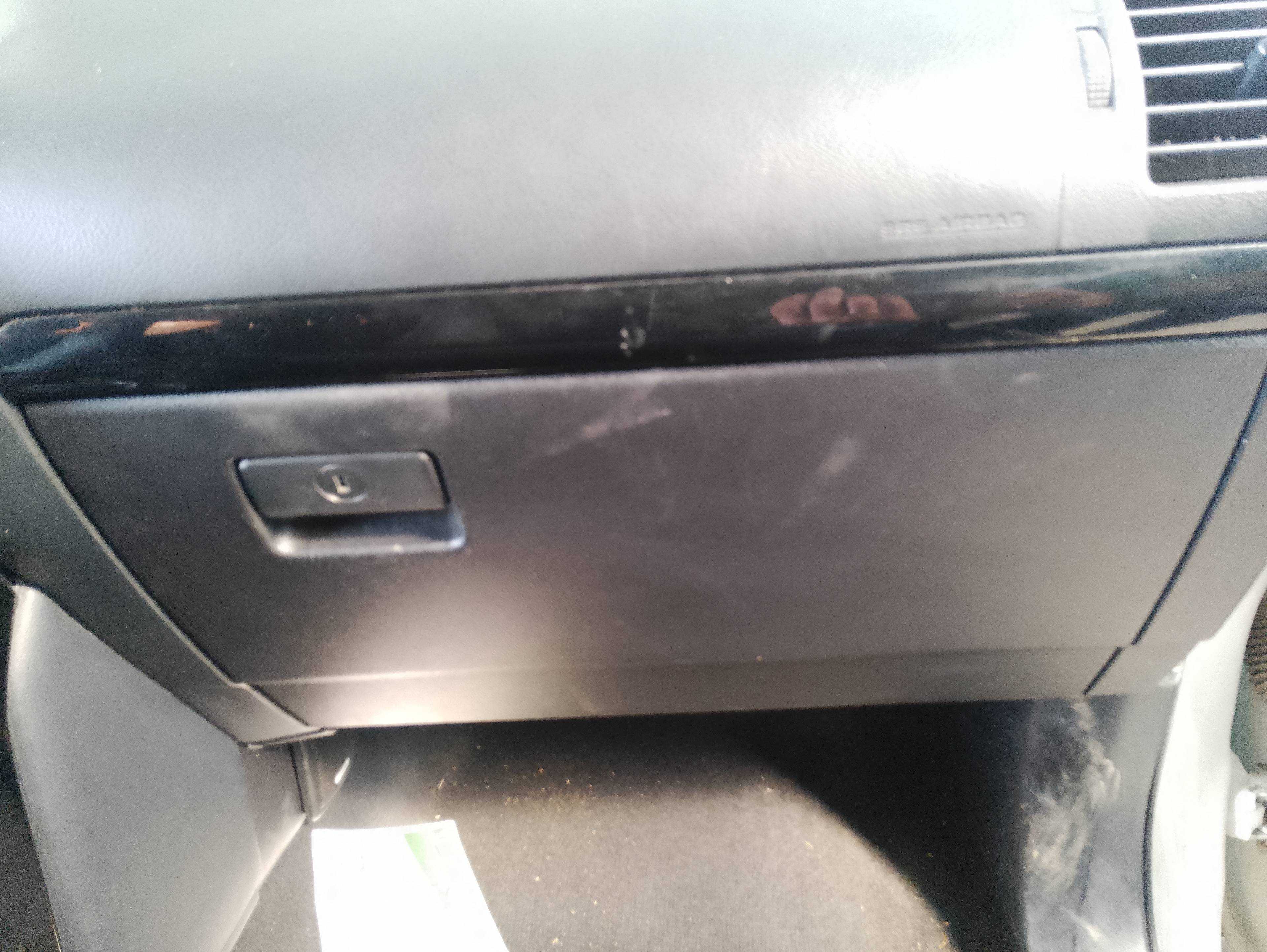 Recambio de guantera para toyota land cruiser (j15) basis referencia OEM IAM   