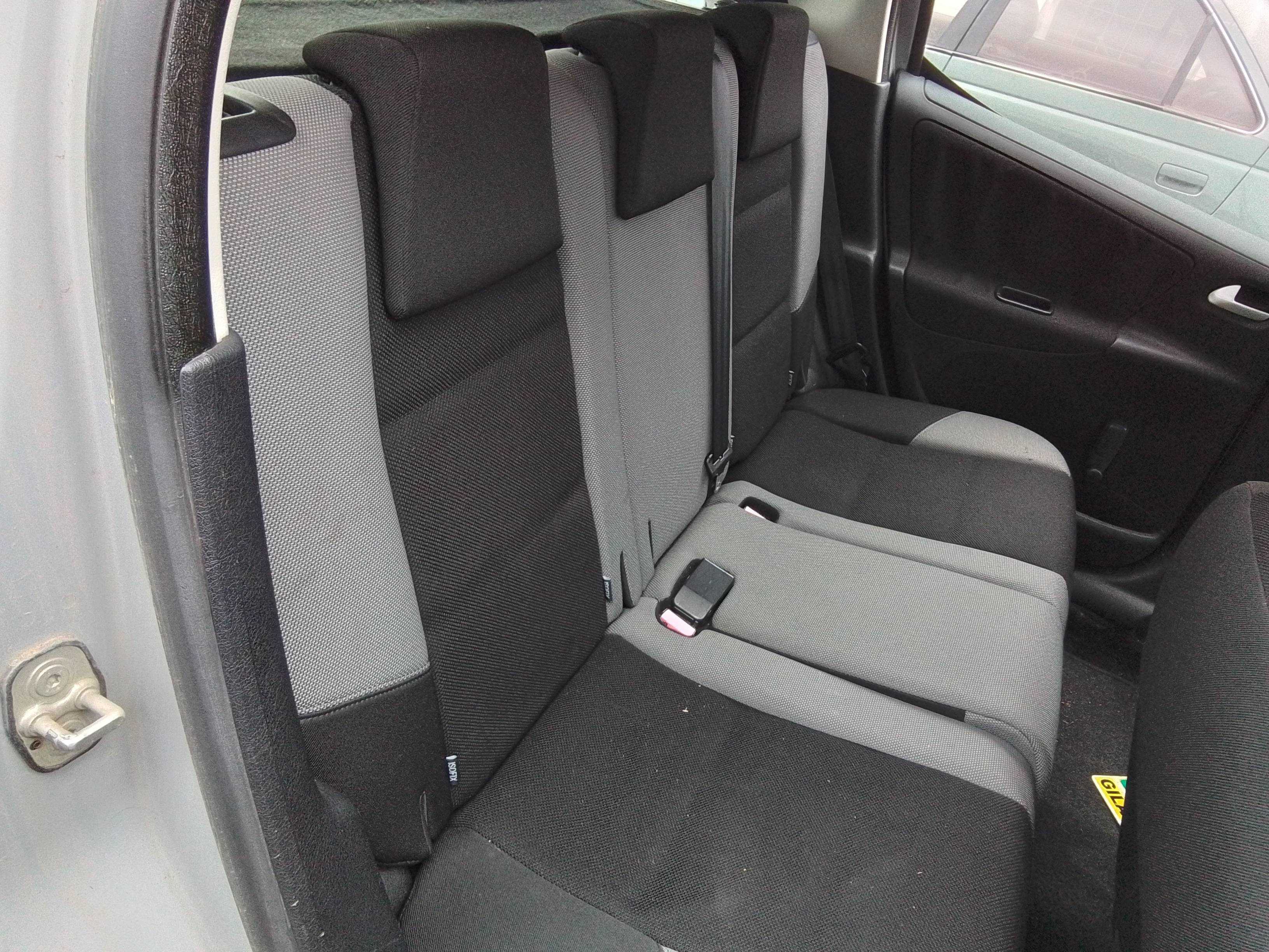 Recambio de asientos traseros para peugeot 207 sw confort referencia OEM IAM   