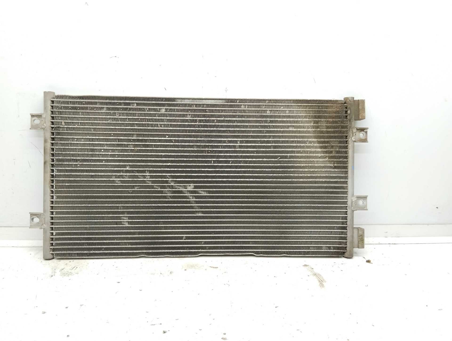 Recambio de condensador / radiador aire acondicionado para fiat punto berlina (176) referencia OEM IAM   