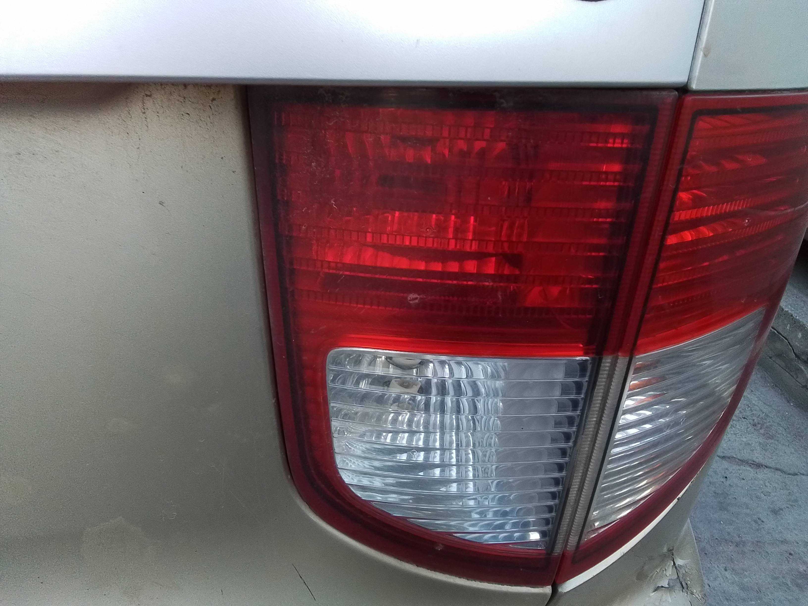 Recambio de piloto porton trasero derecho para ssangyong kyron 2.0 referencia OEM IAM   