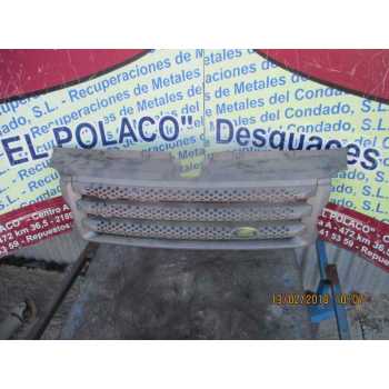 REJILLA DELANTERA 