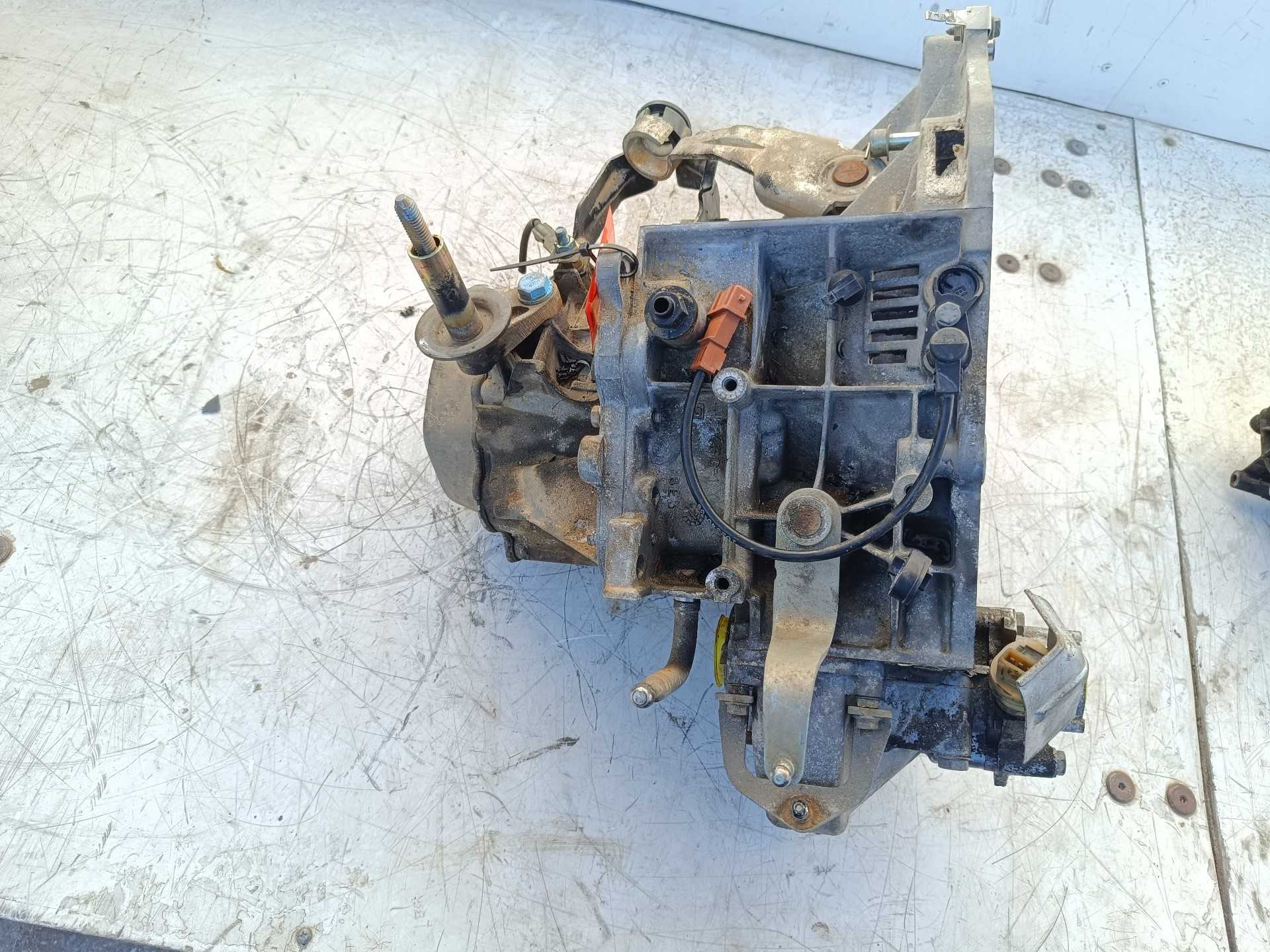Recambio de caja cambios para citroën xantia berlina referencia OEM IAM 20CH97  