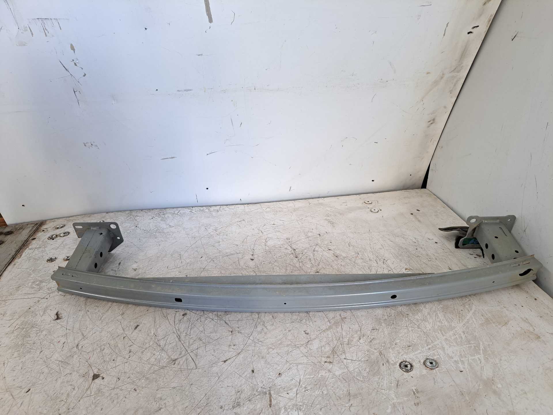 Recambio de refuerzo paragolpes trasero para renault scenic iv zen referencia OEM IAM 96C80222402  