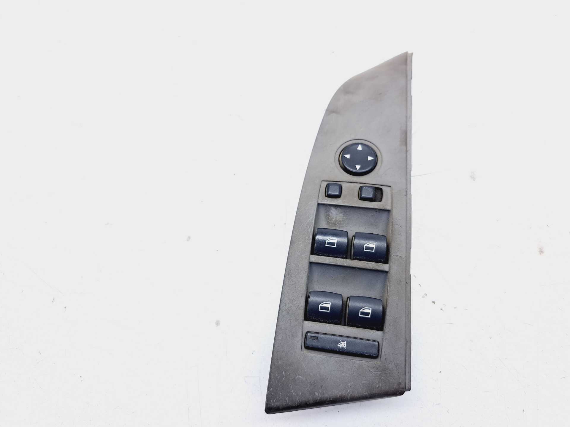 Recambio de mando elevalunas delantero izquierdo para bmw serie 5 berlina (e60) 530i referencia OEM IAM 6939096 671310AD 